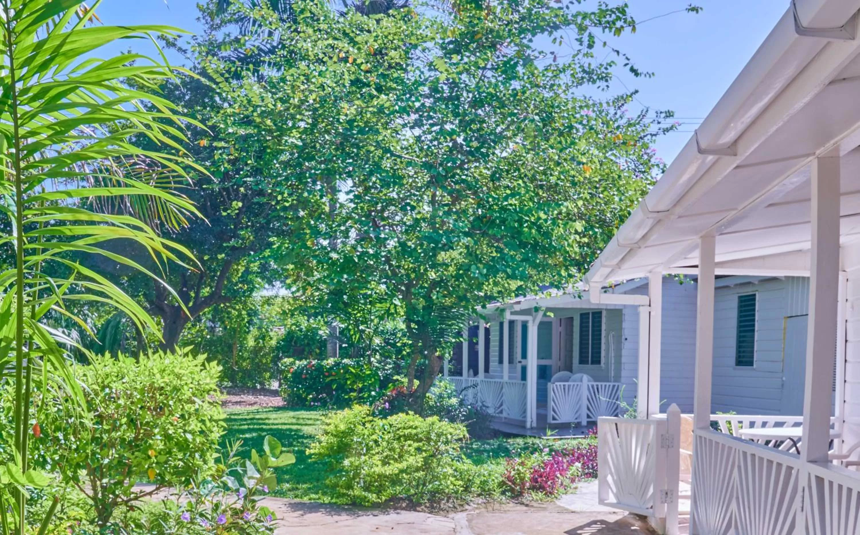 Property building in Yellow Bird Sea