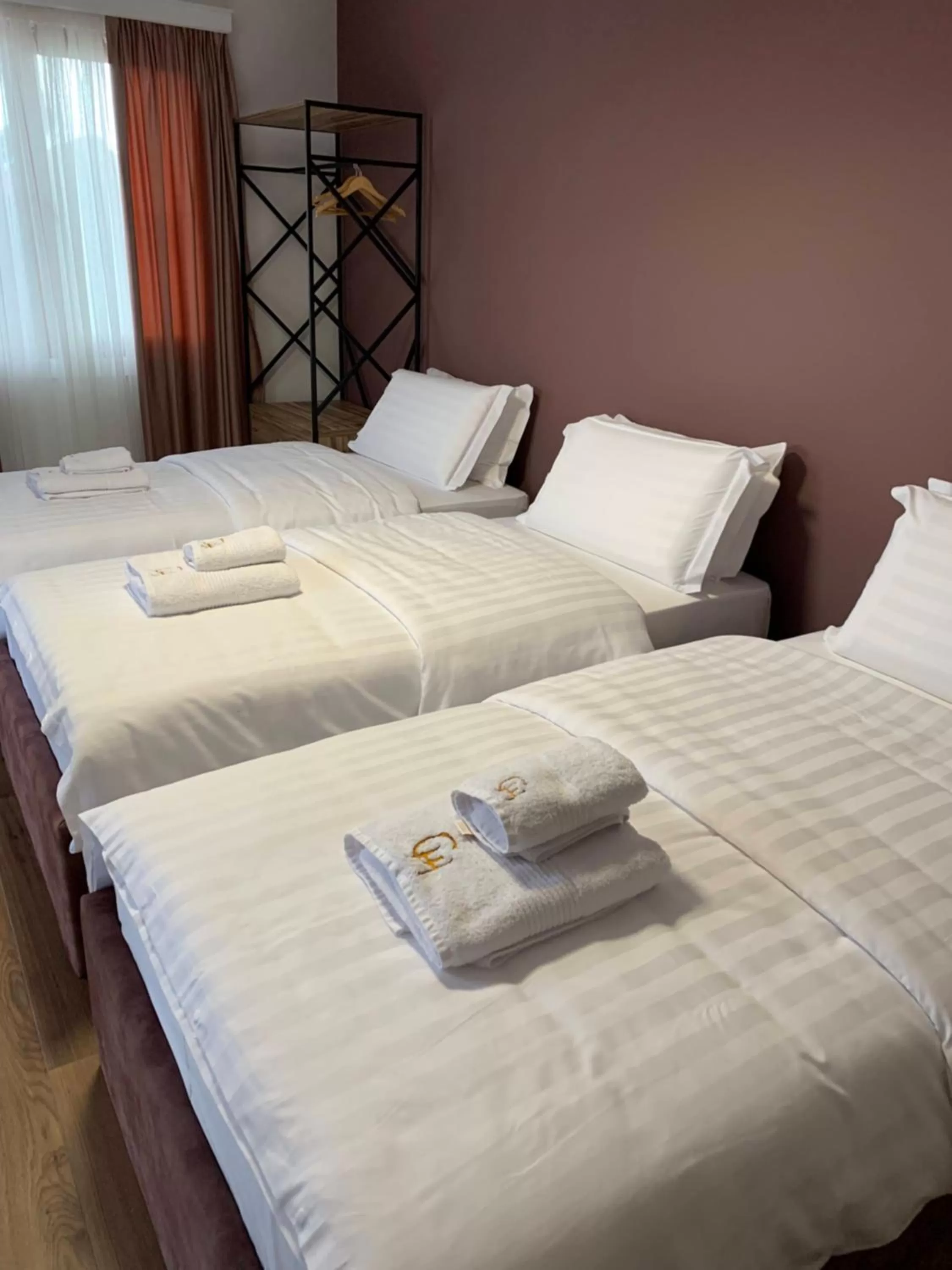 Bed in Grand Hotel Pogradec