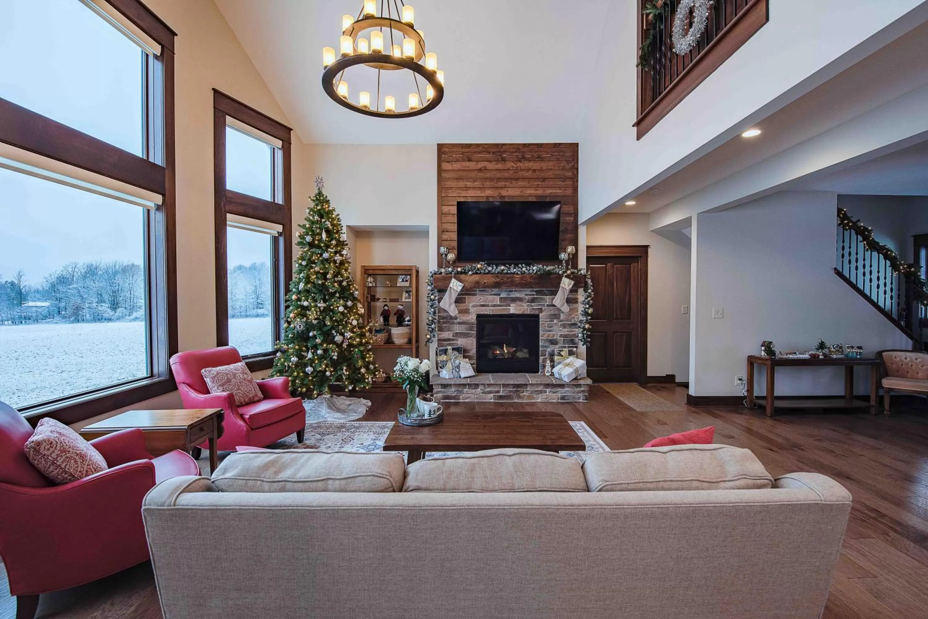 Communal lounge/ TV room, Seating Area in Purple Skies Homestead