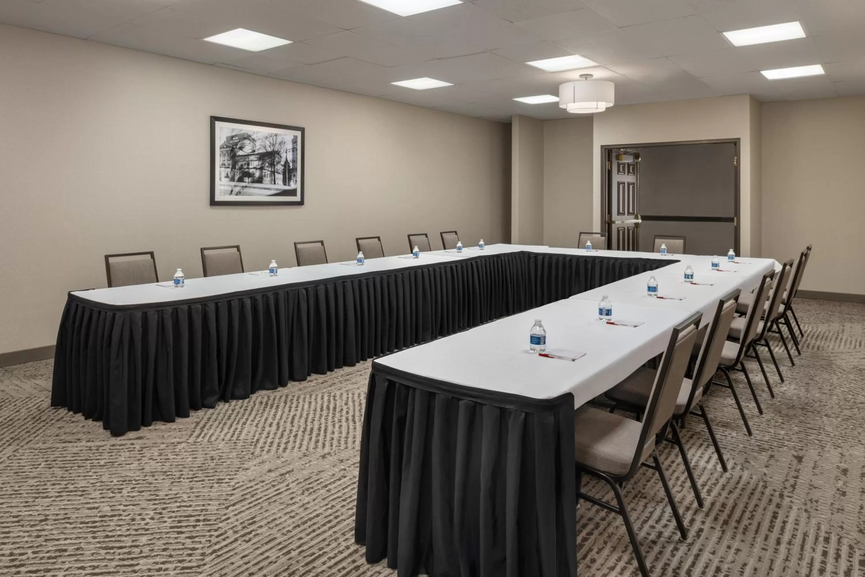 Meeting/conference room in Wingate by Wyndham South Bend - Notre Dame