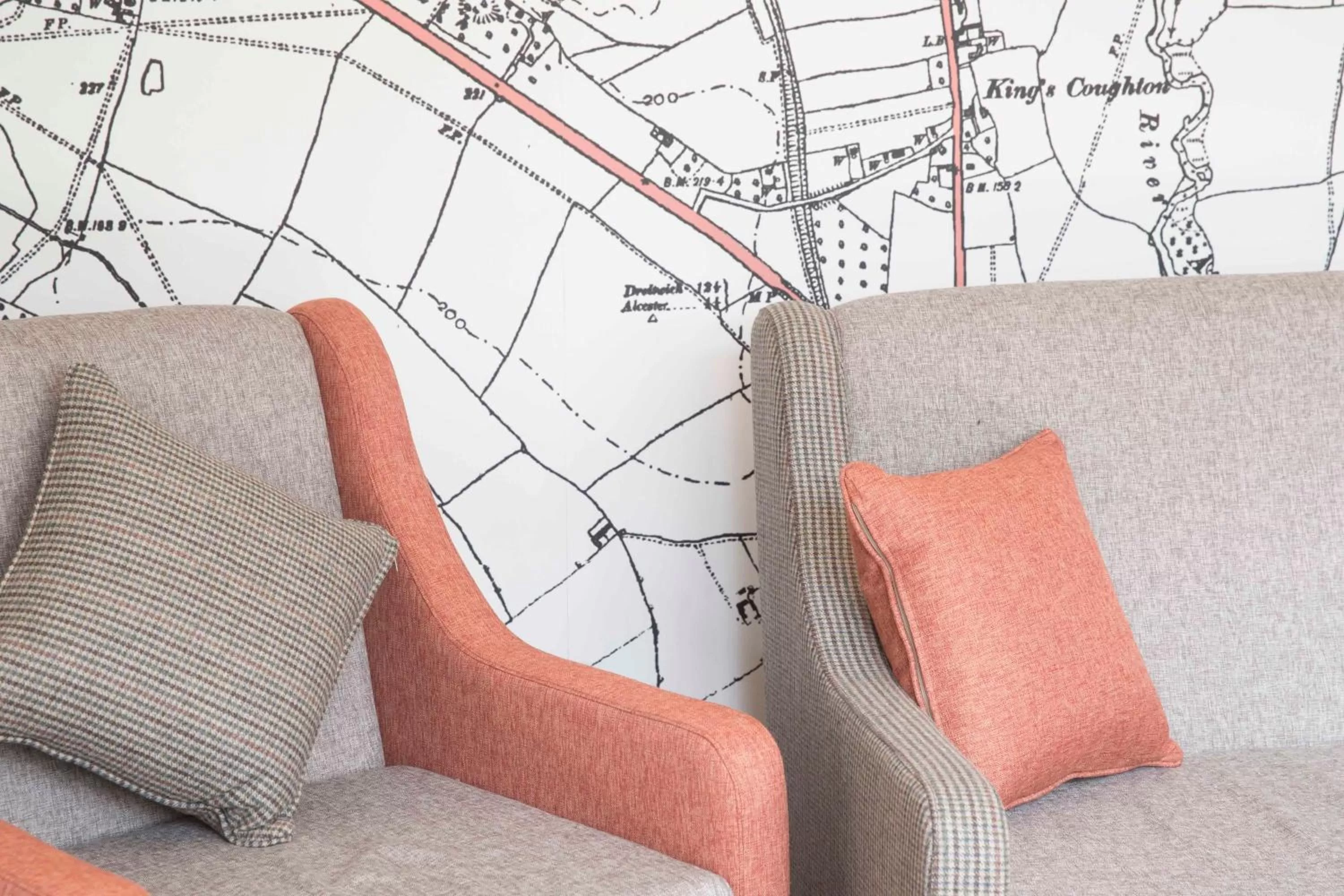 Seating area in Kings Court Hotel Alcester, BW Signature Collection