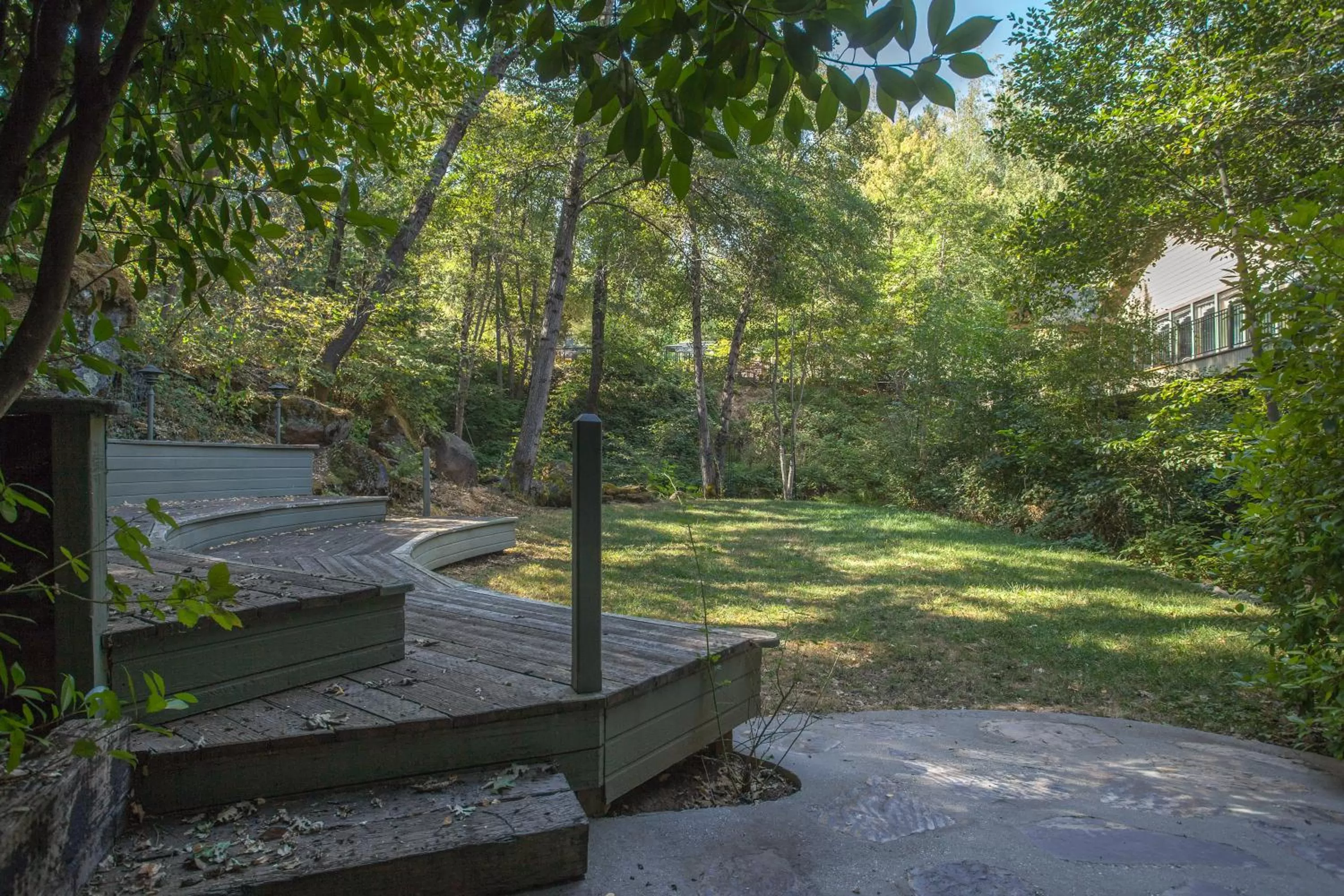 Natural landscape in Northern Queen Inn