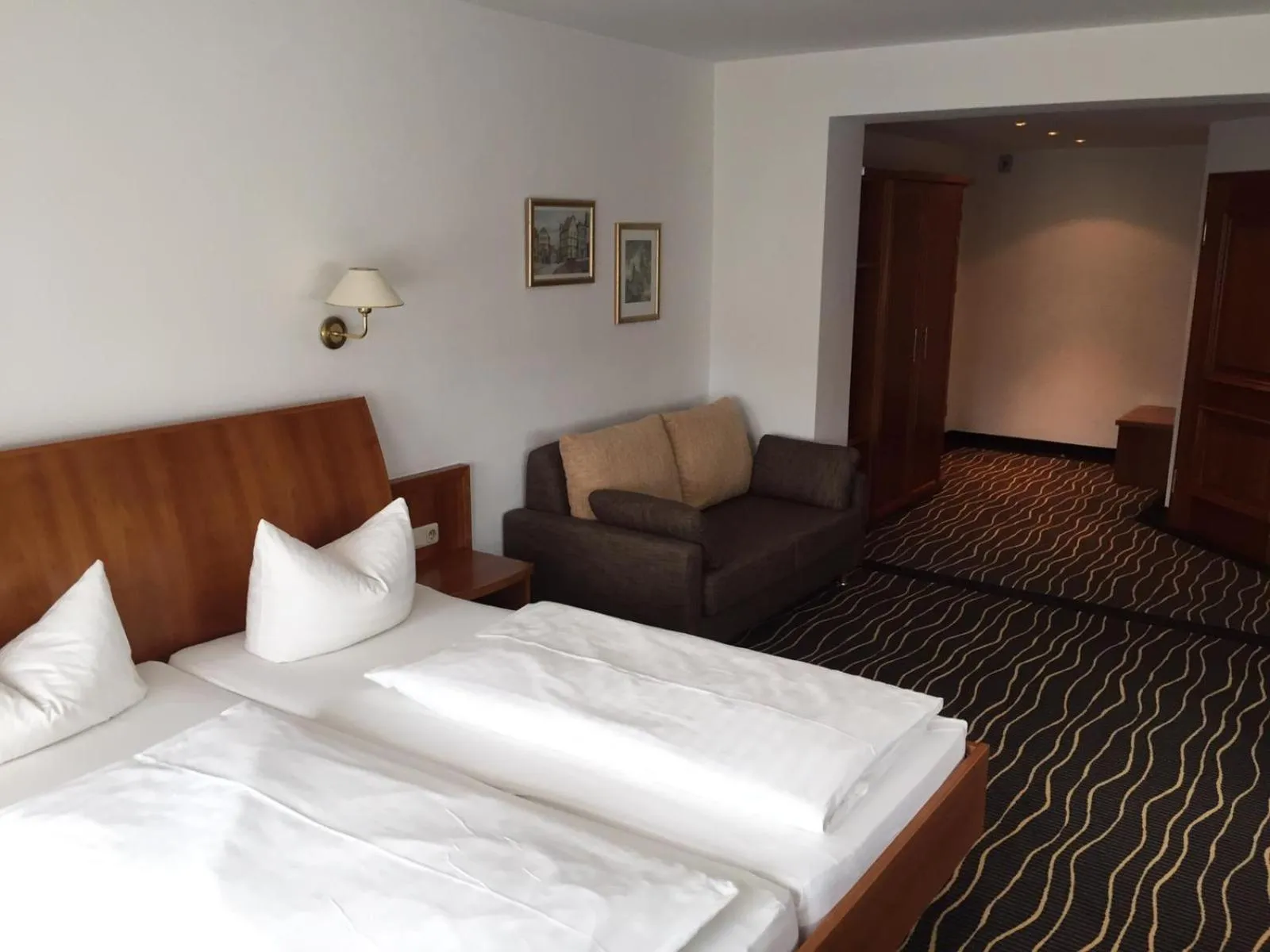 Decorative detail, Bed in Hotel Zur Schönen Aussicht