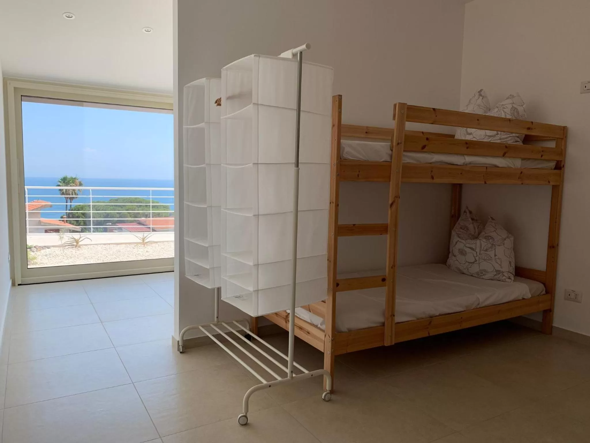 Bedroom, Bed in Bellavista