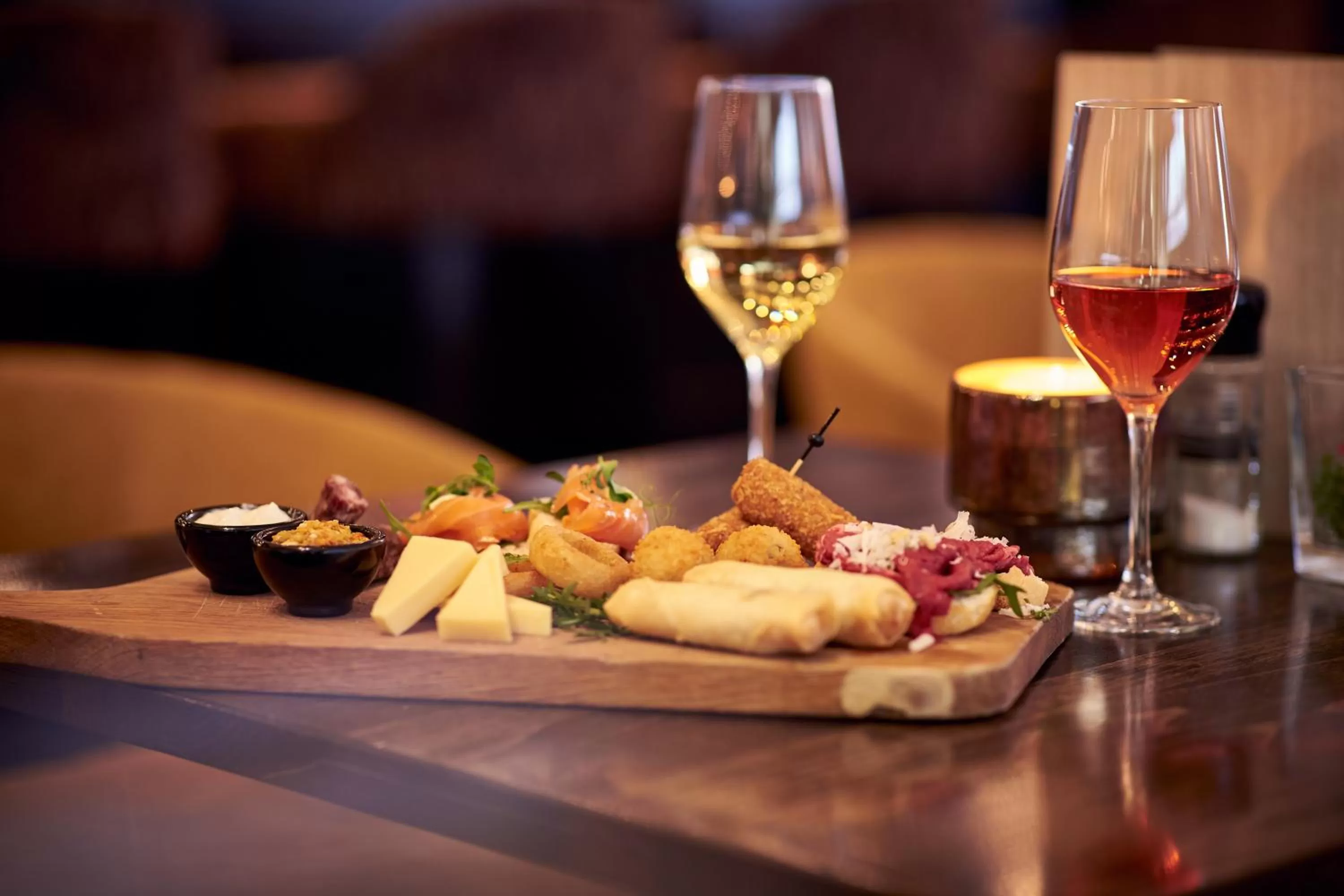 Restaurant/places to eat in Van der Valk Hotel Groningen-Westerbroek