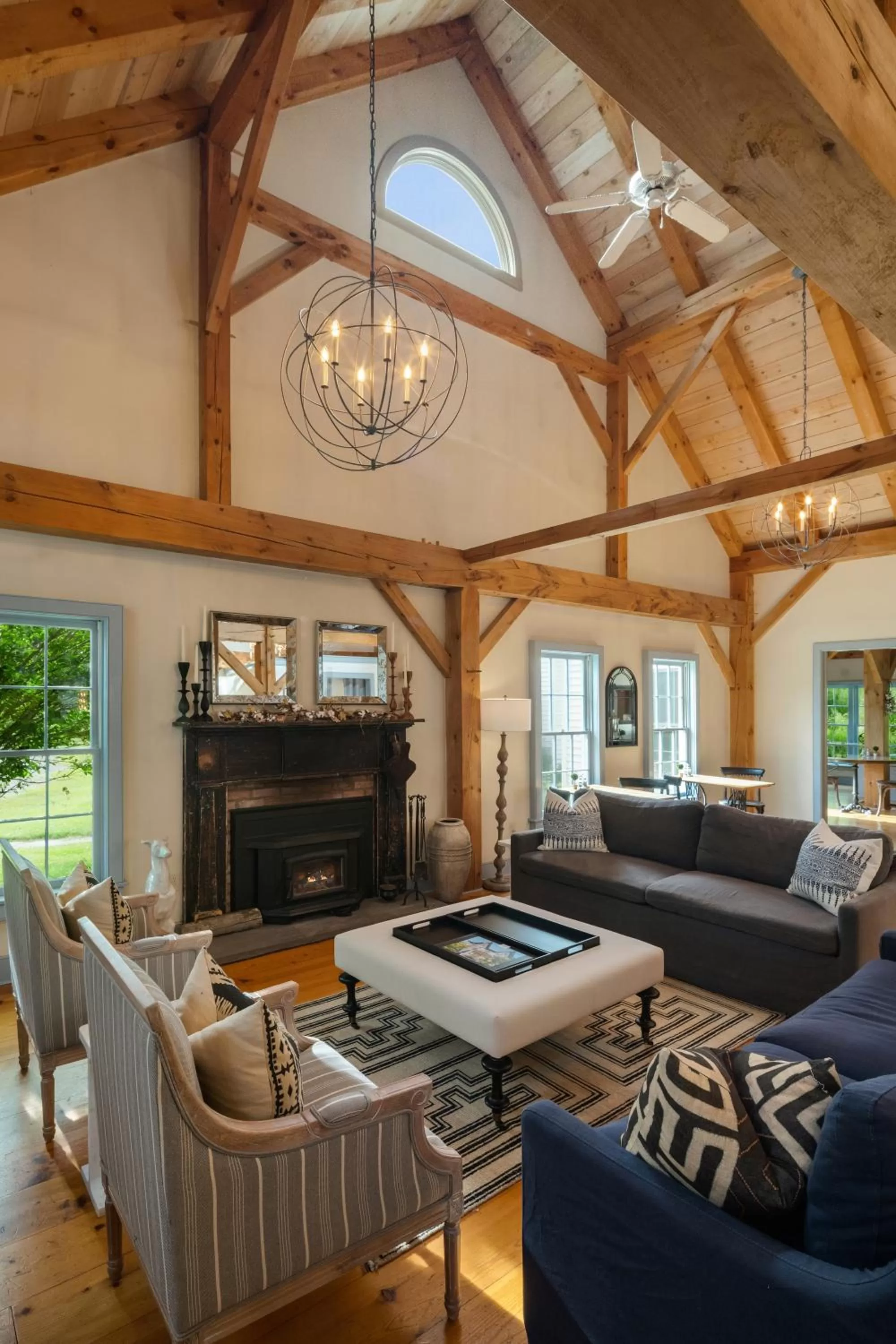 Living room, Seating Area in Inn at Silver Maple Farm