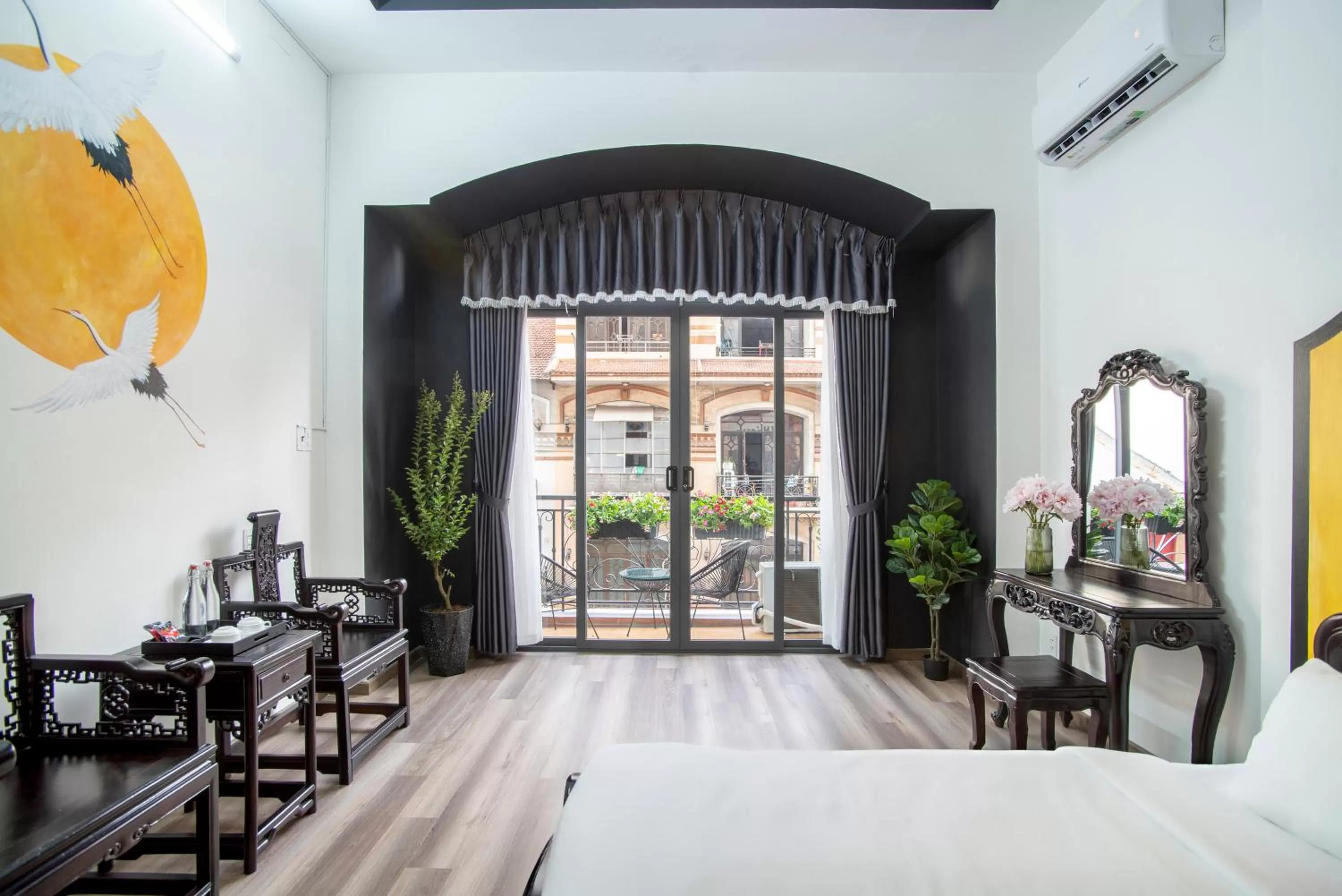 Balcony/Terrace, Bed in SAZI BEN THANH Hotel HCM