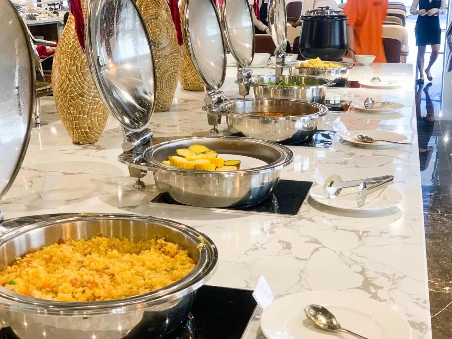 Breakfast in Paddington Hotel Halong Bayview