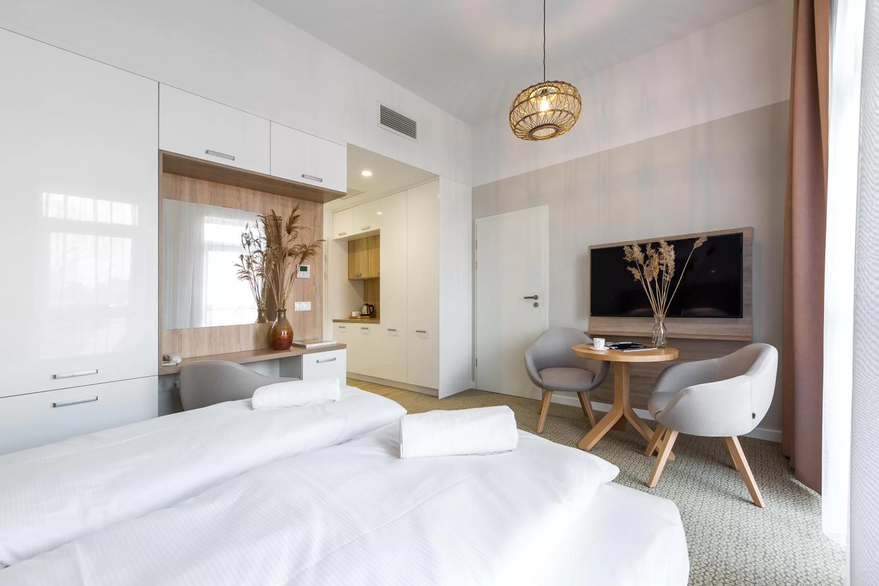 Bed in Molo Park Aparthotel