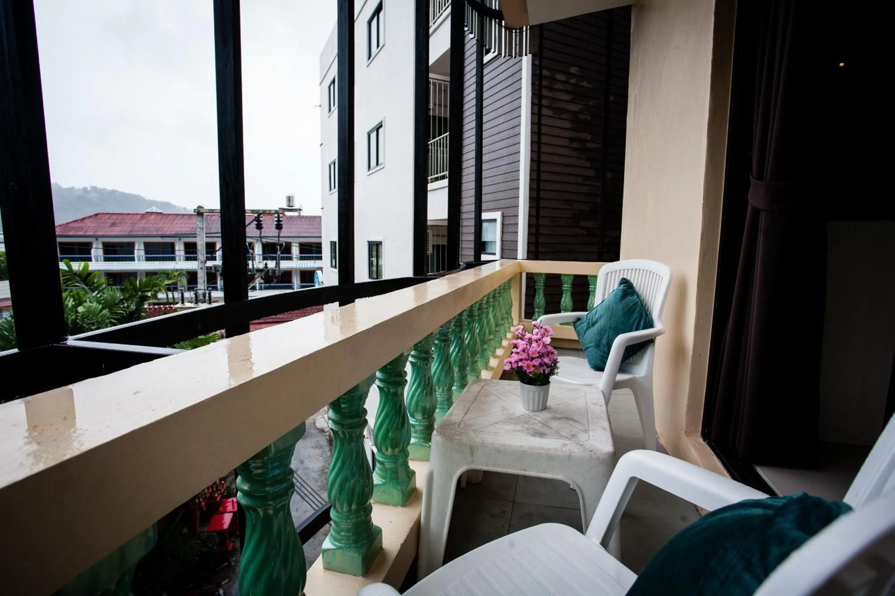 Balcony/Terrace in The Wave Hotel Patong SHA