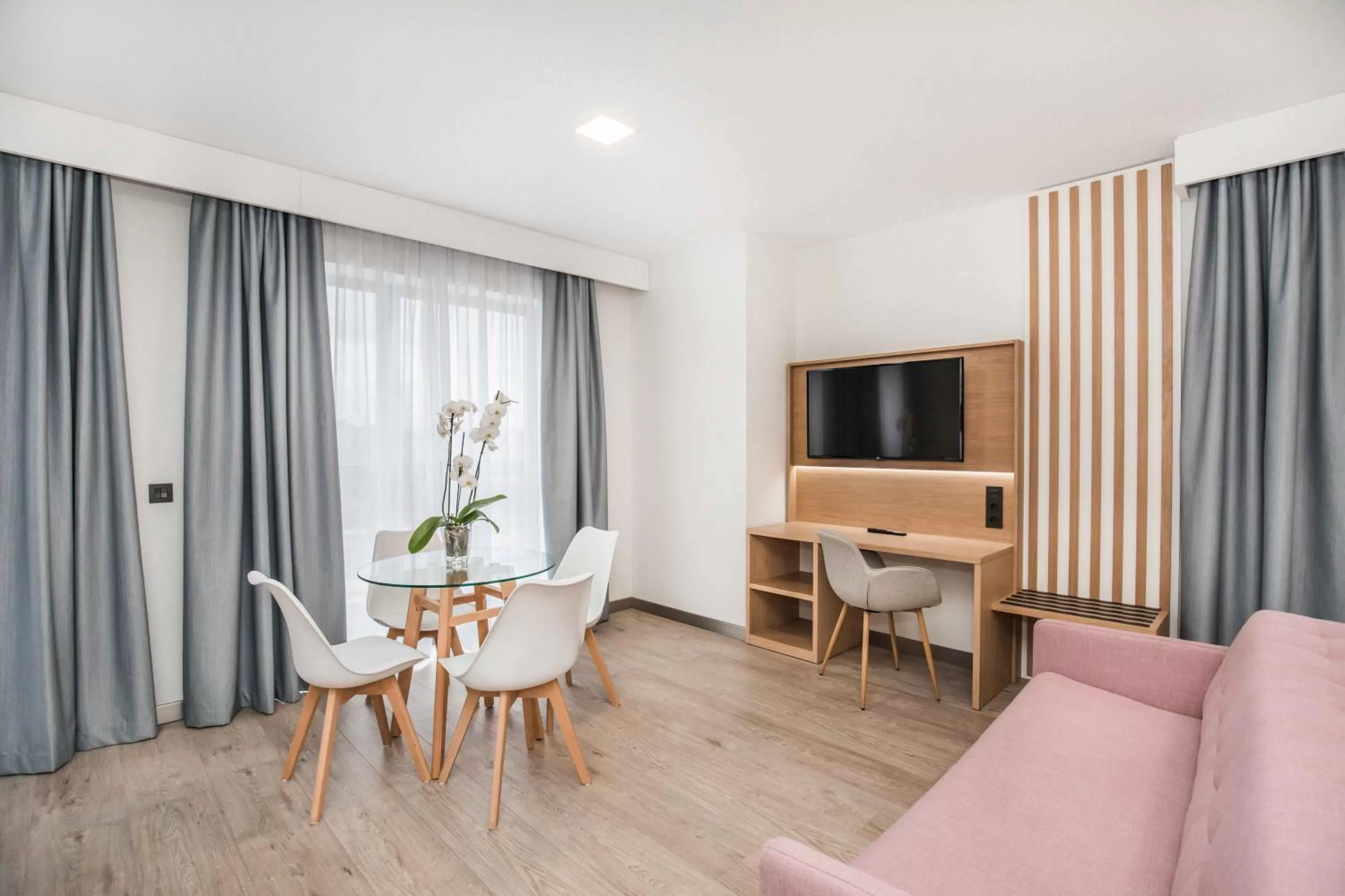 TV and multimedia in Hotel Ciudad De Ávila