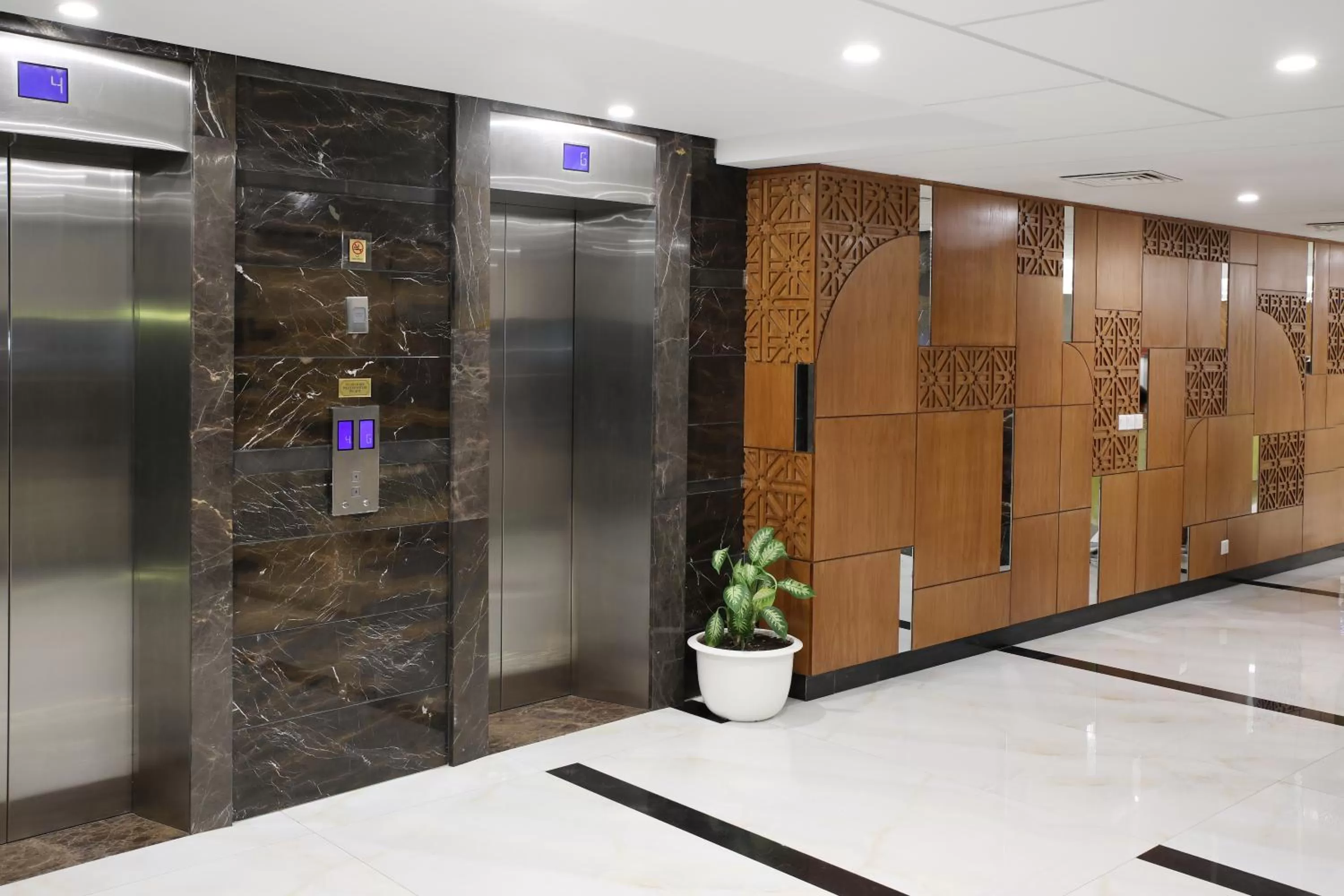 elevator in Avari Xpress Multan