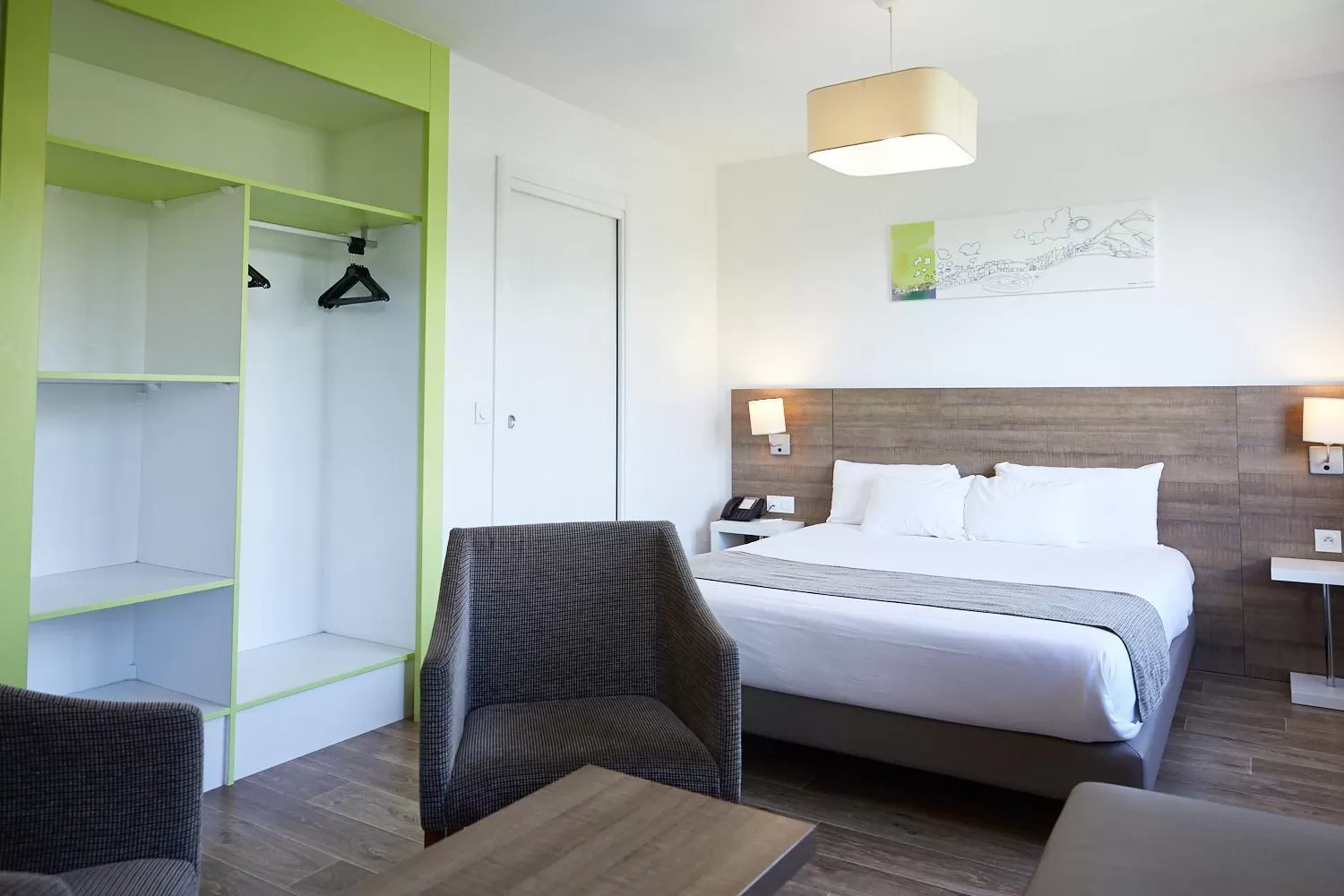 Bed in The Originals Résidence, Grenoble Université