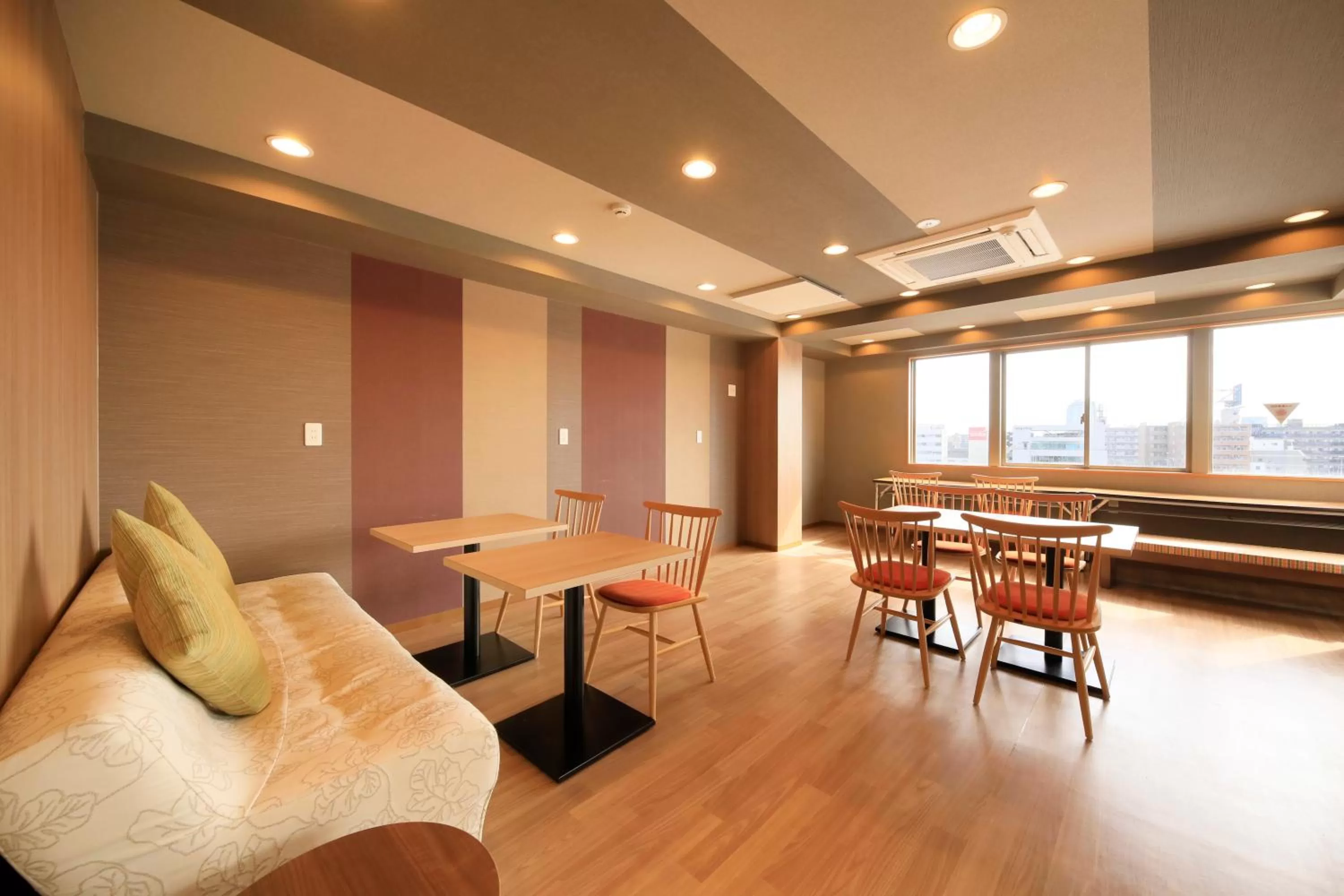 Lounge or bar in Asakusa Hotel Hatago