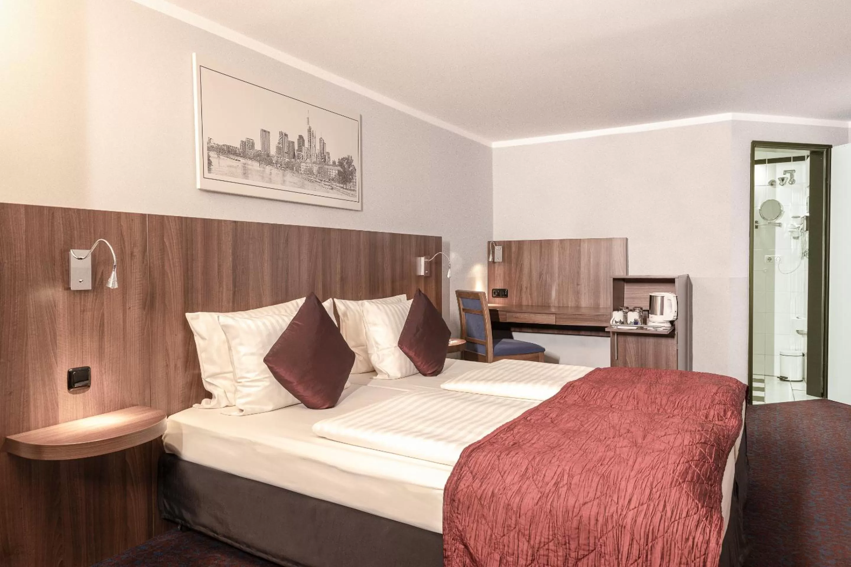Bed in Ramada by Wyndham Frankfurt Central Station