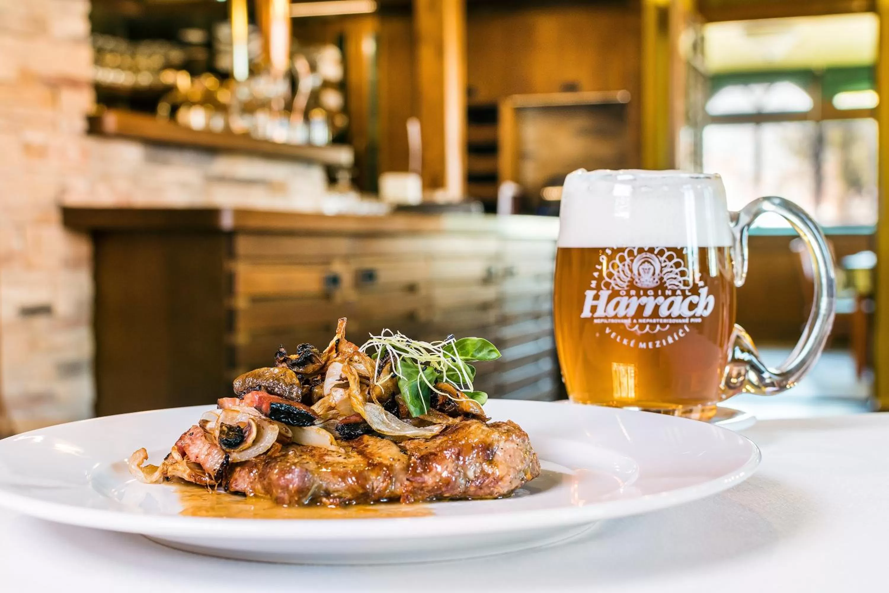 Restaurant/places to eat in Hotel Jelínkova vila