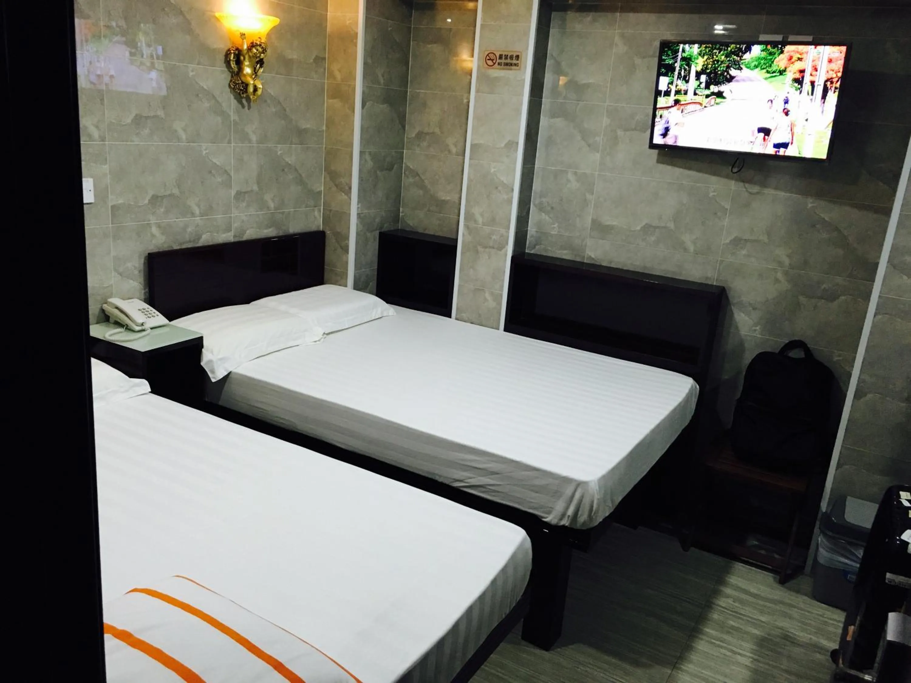 TV and multimedia, Bed in Modern