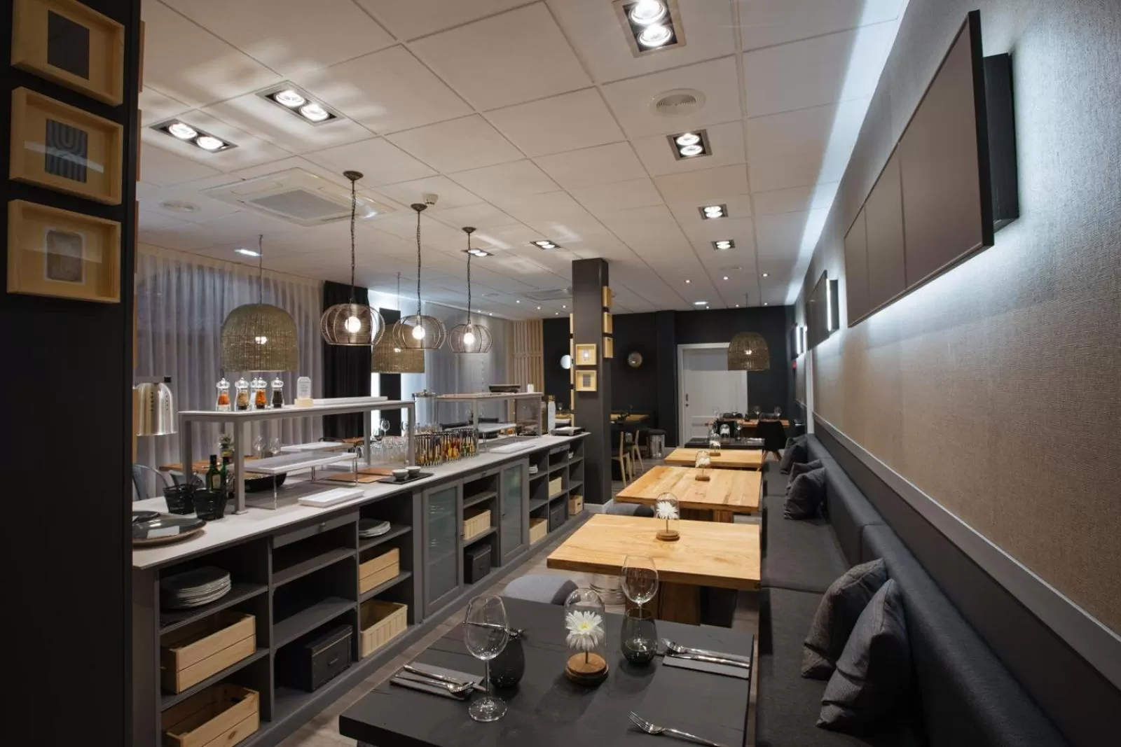 Restaurant/places to eat in Hotel Santa Cruz