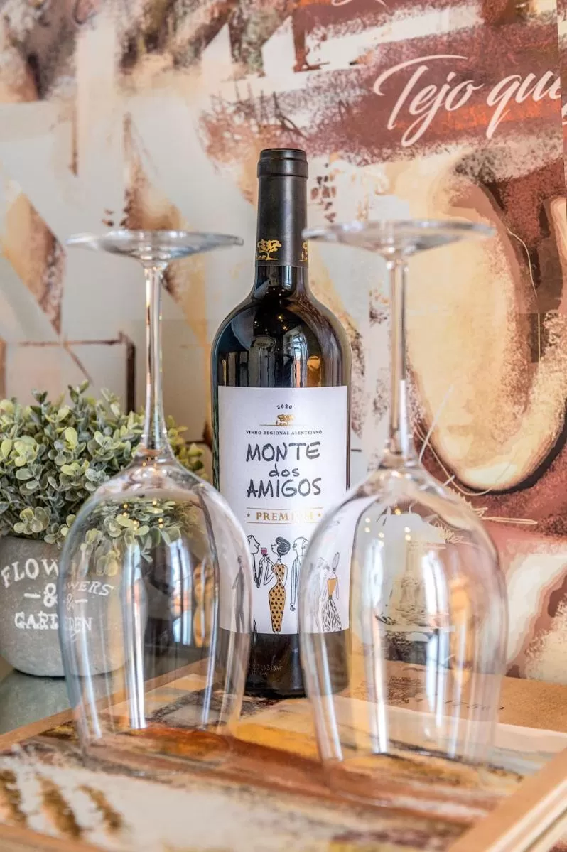 Alcoholic drinks in Lisbon Wine House - Rooms & Suites