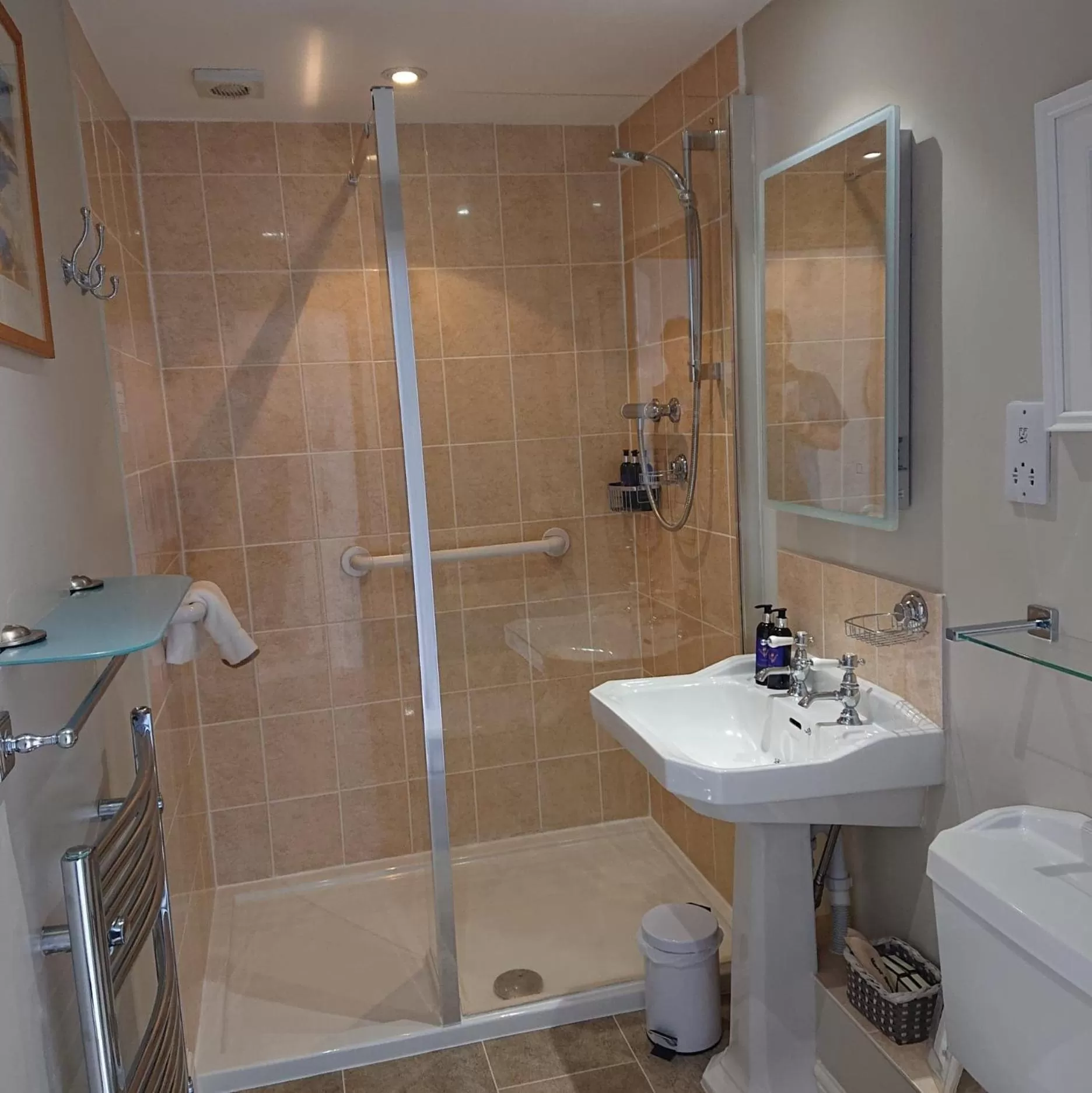 Bathroom in Barnabas House