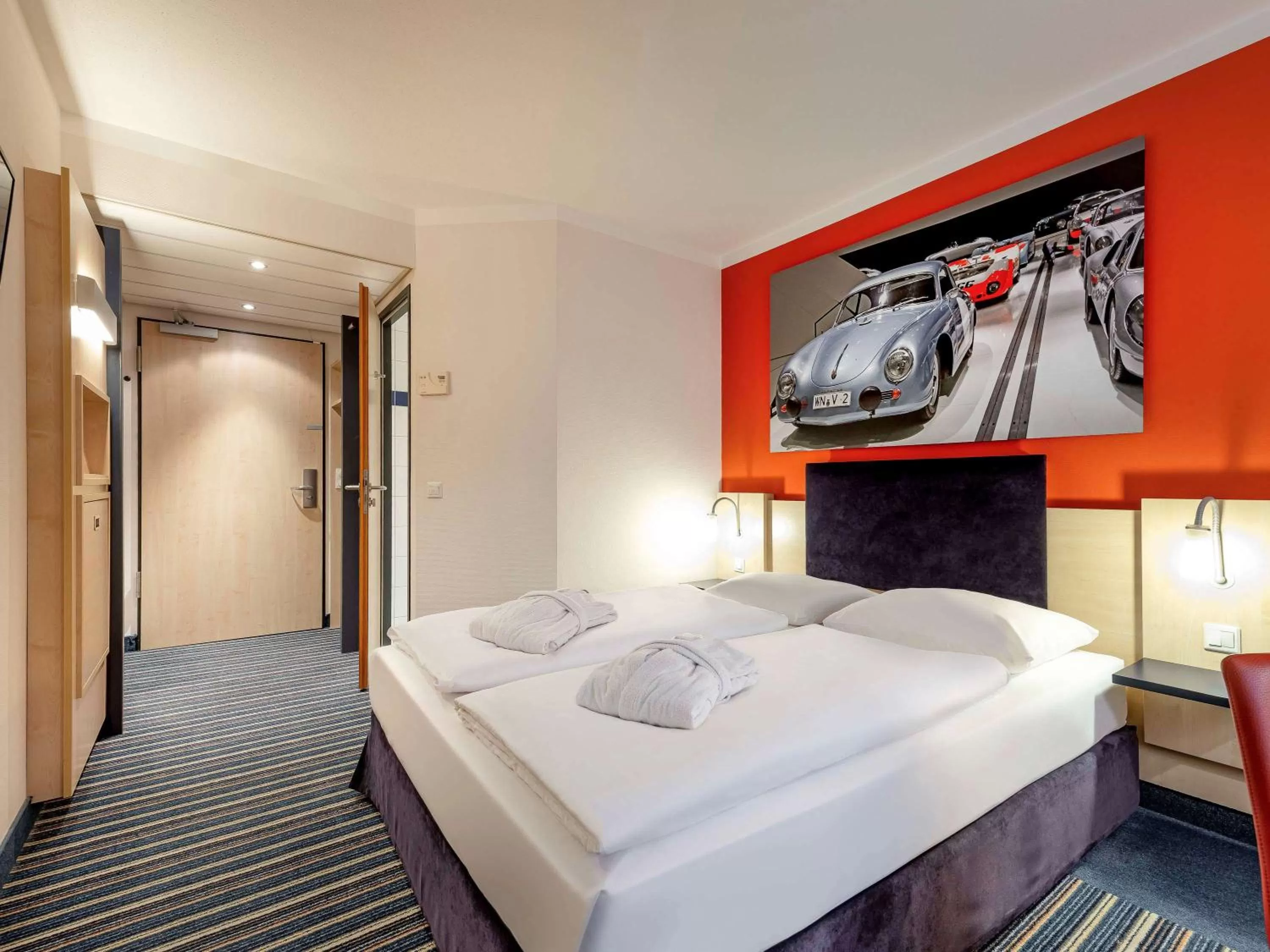 Photo of the whole room, Bed in Mercure Stuttgart City Center