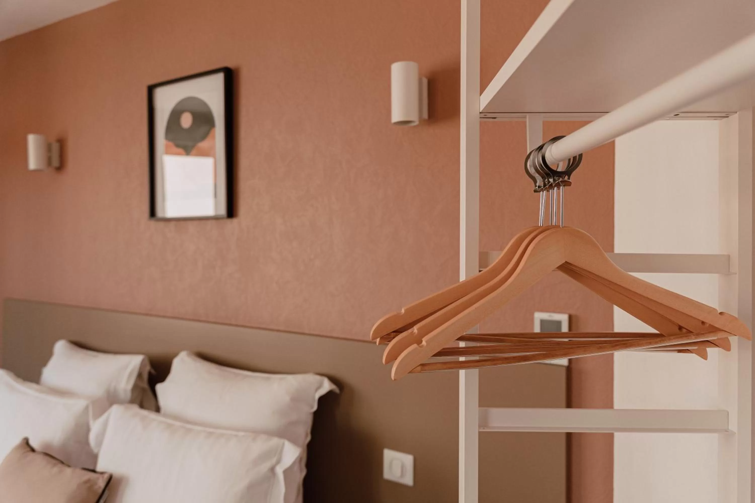 Bed in Mage hôtels - Hôtel la grenette - Brasserie Bonté Divine