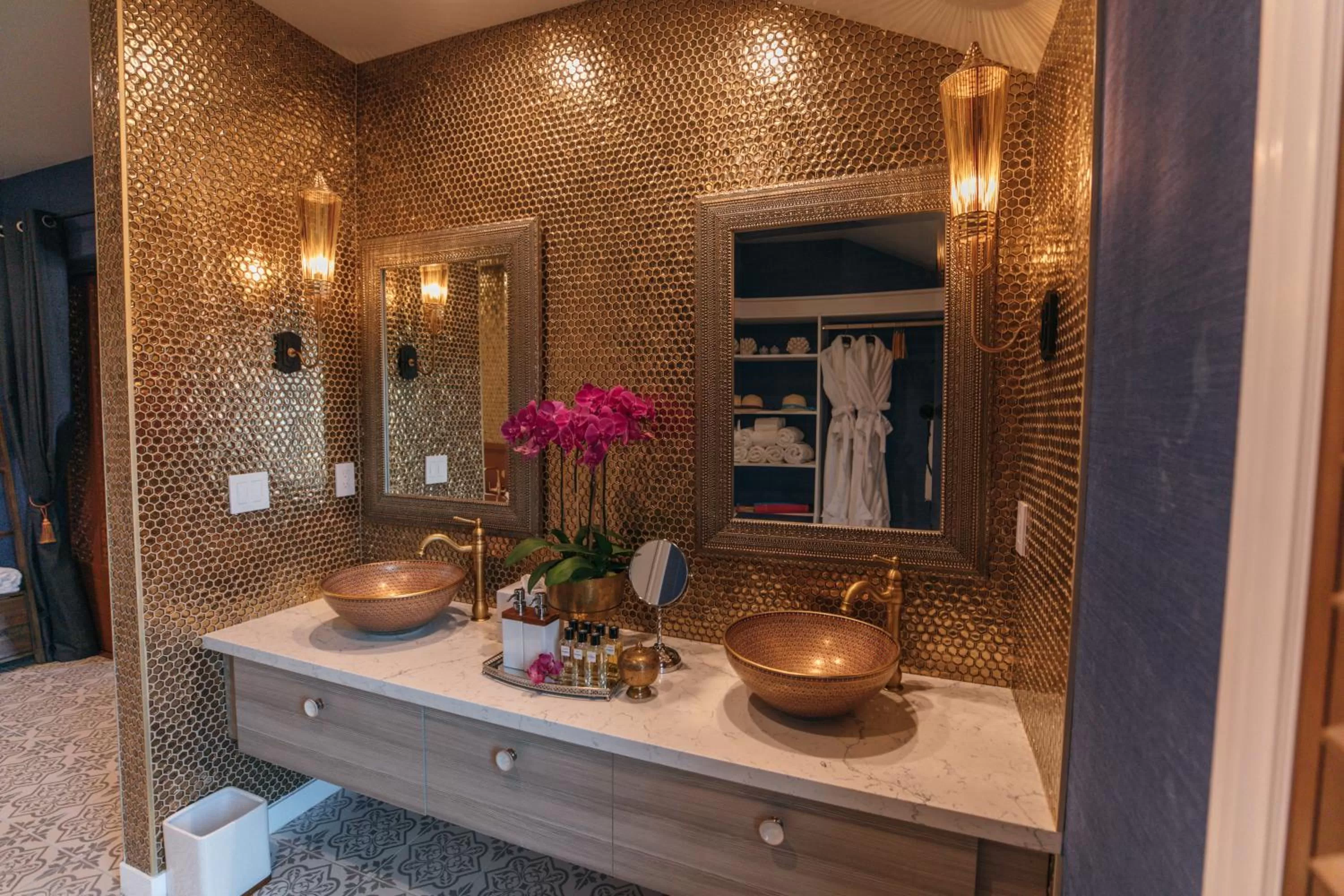 Bathroom in Bann at Oak Knoll Napa