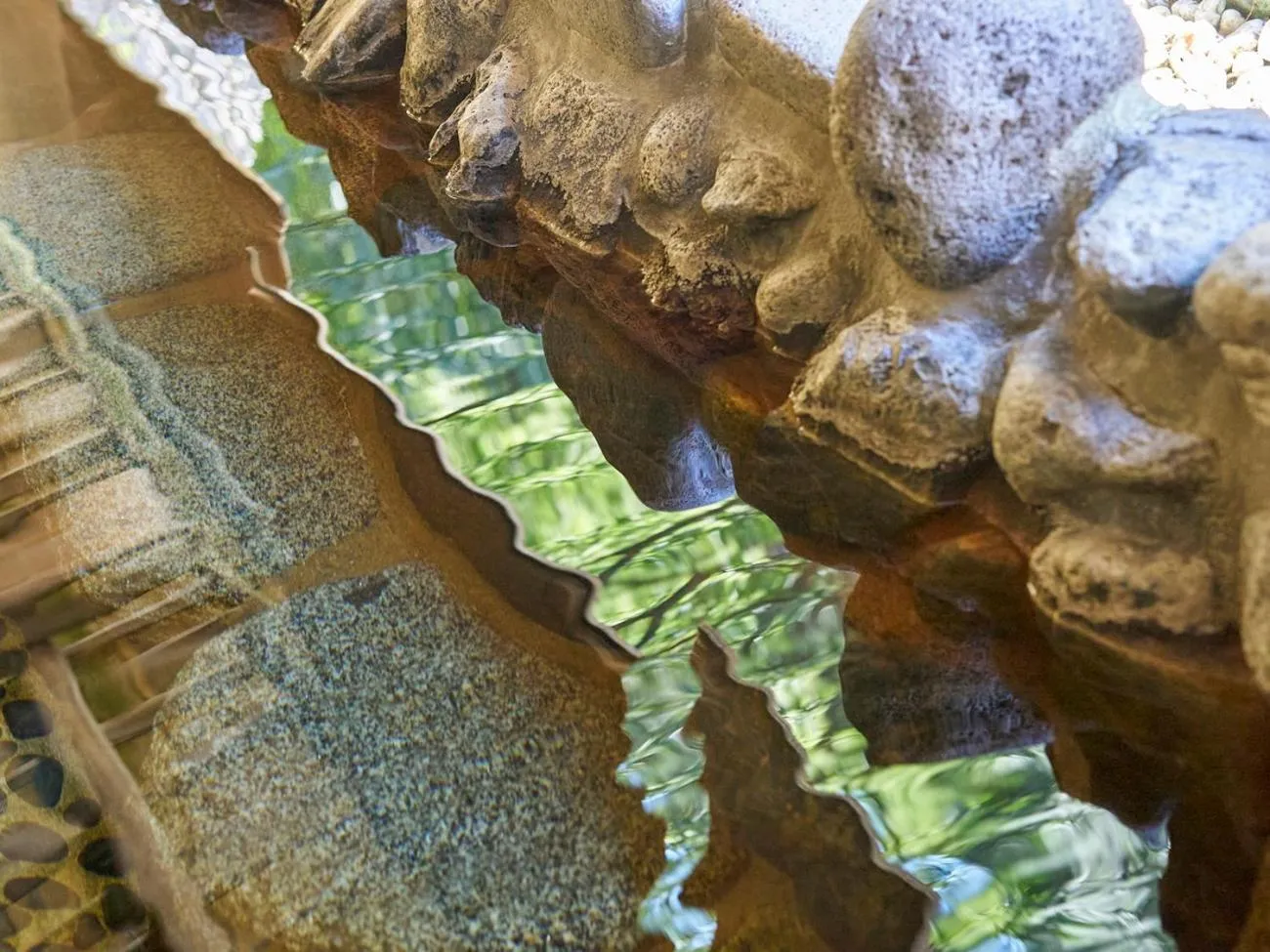 Hot Spring Bath in Hakone Yumoto Hotel
