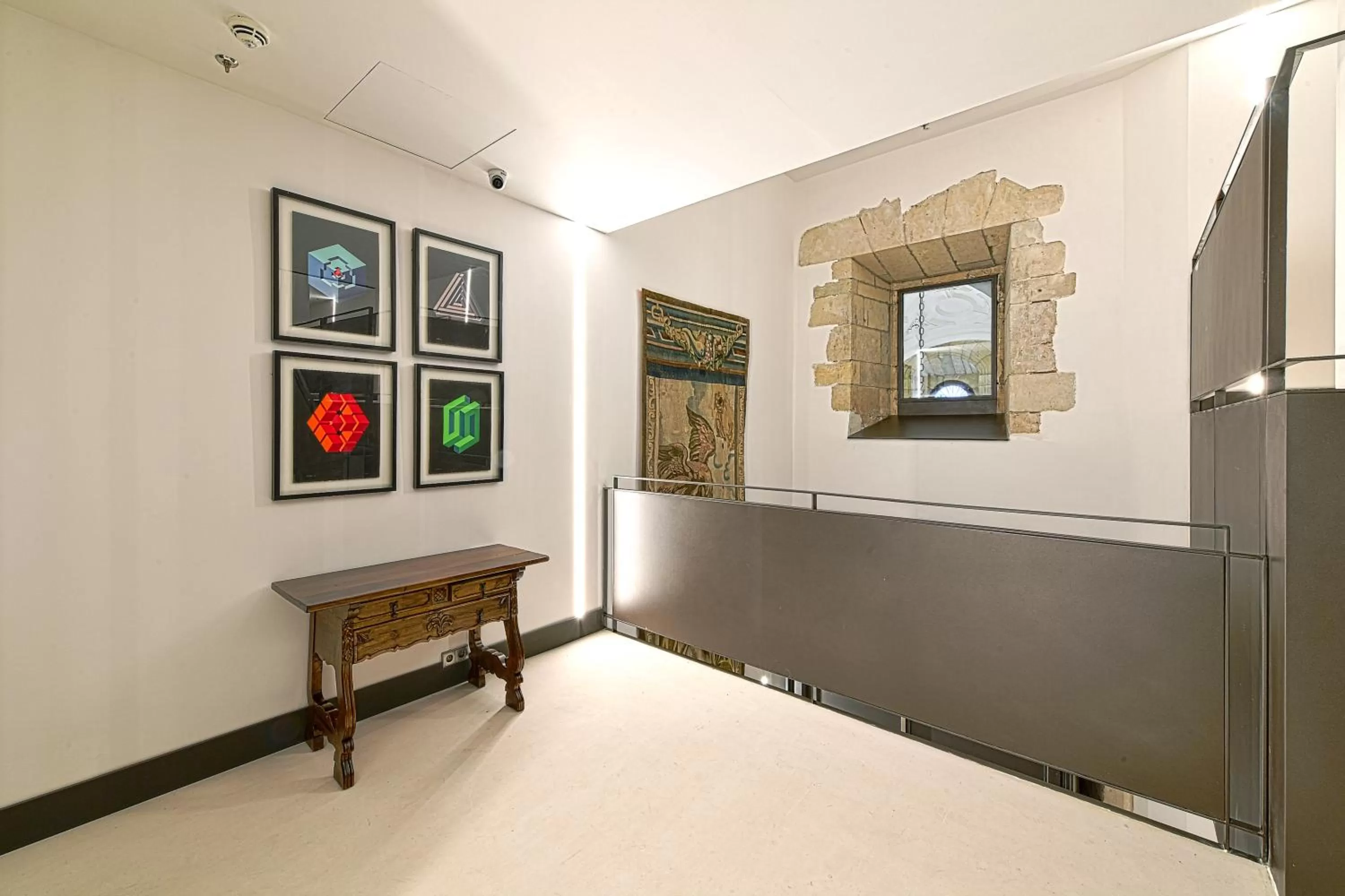 Property building, Bed in Parador de Turismo de León