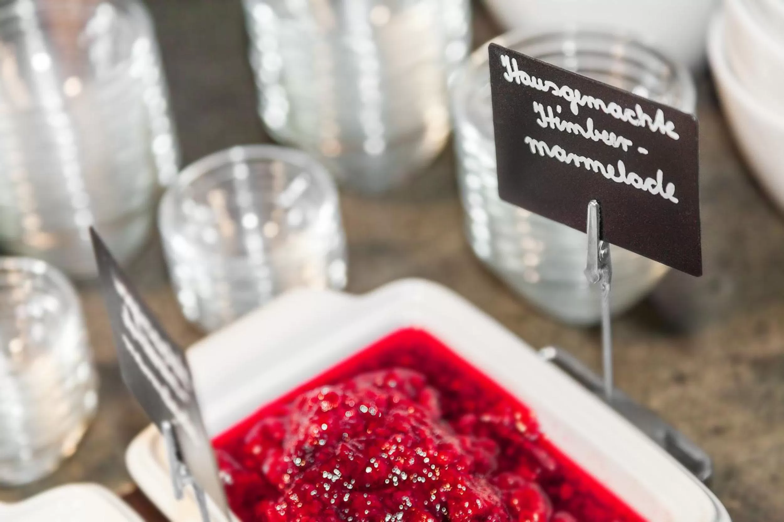 Buffet breakfast in Hotel Aviv Dresden