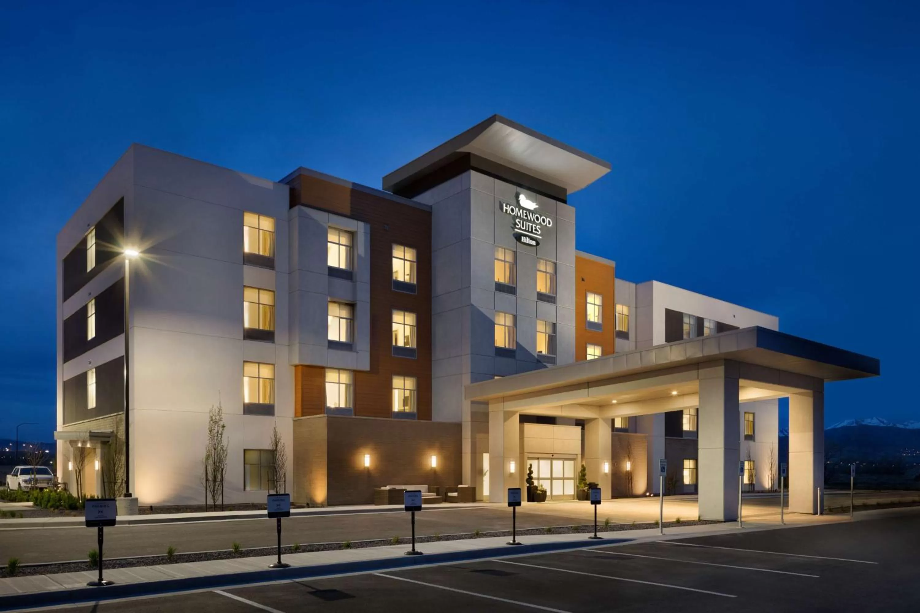 Property building in Homewood Suites By Hilton SLC/Draper