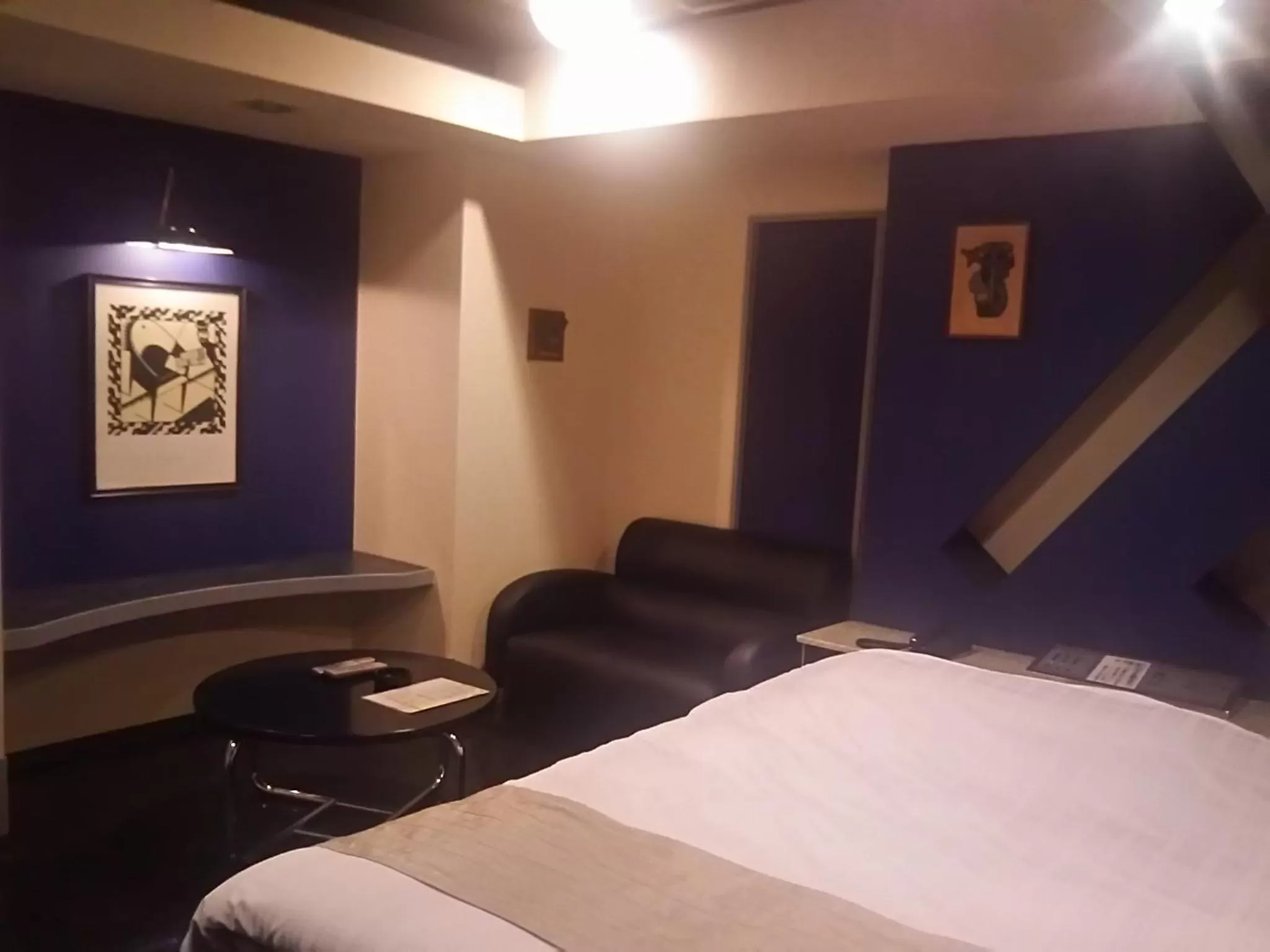 Bedroom, Bed in Hotel Sting