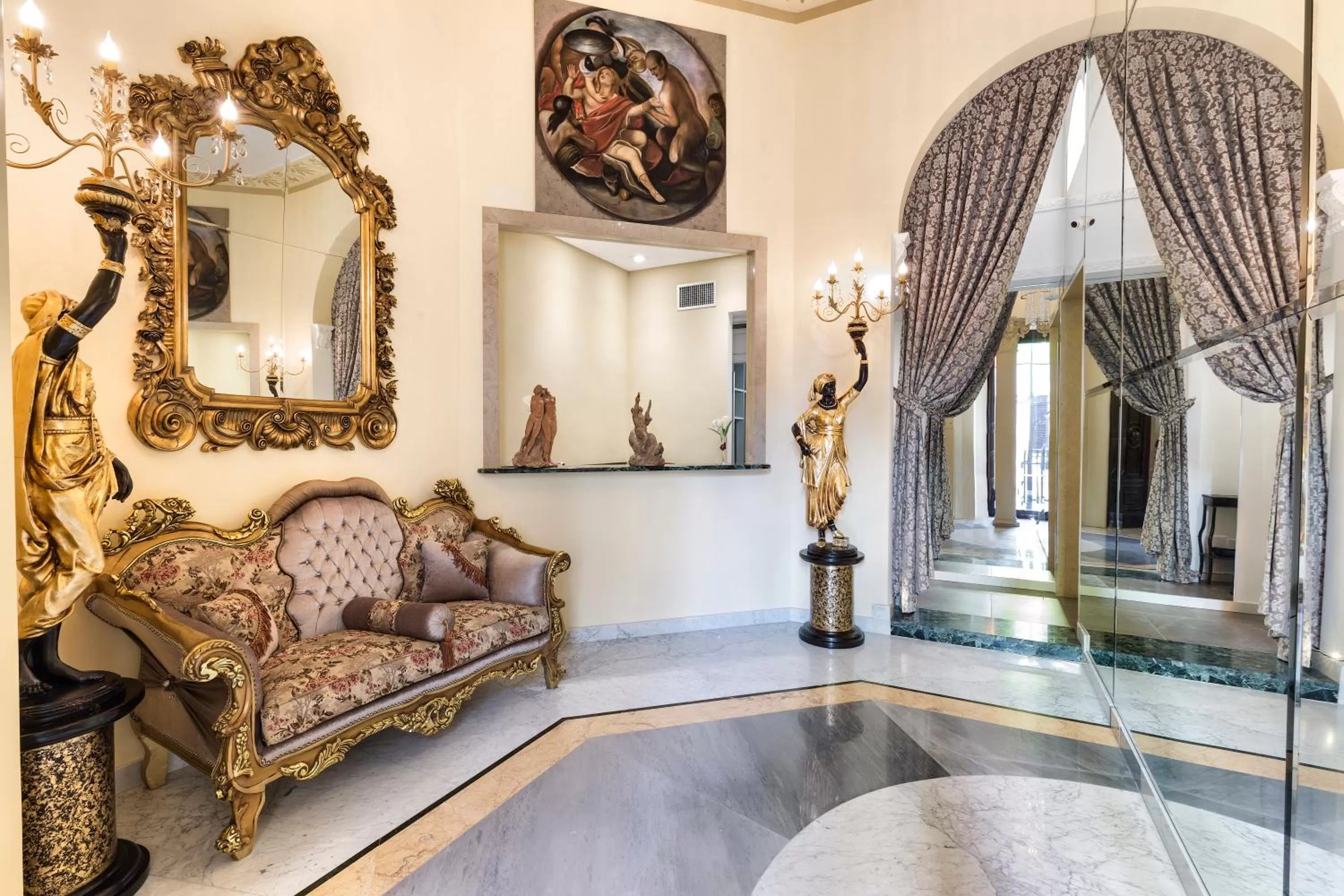 Facade/entrance in Hotel Art Resort Galleria Umberto