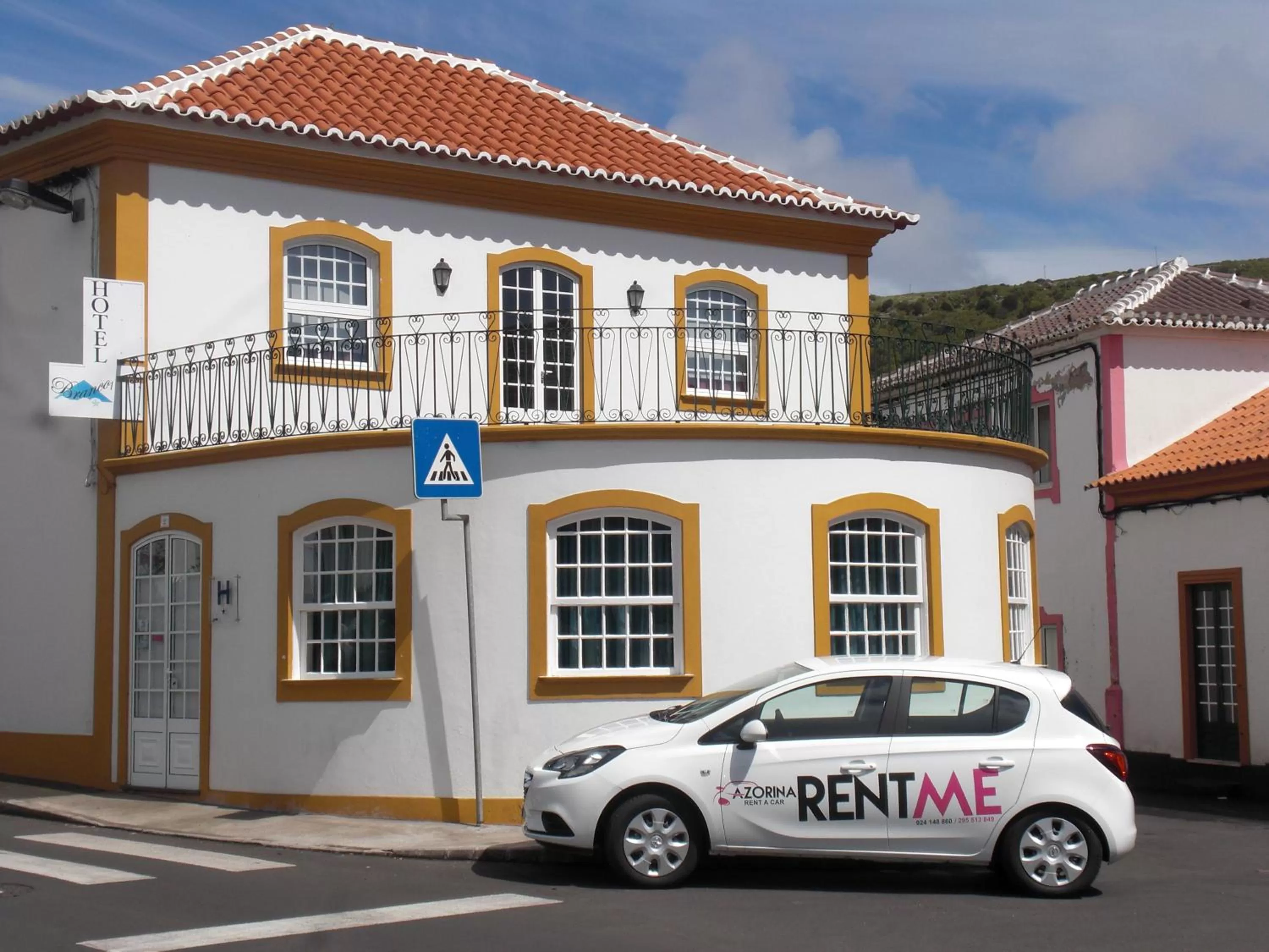 Property building in Hotel Branco I
