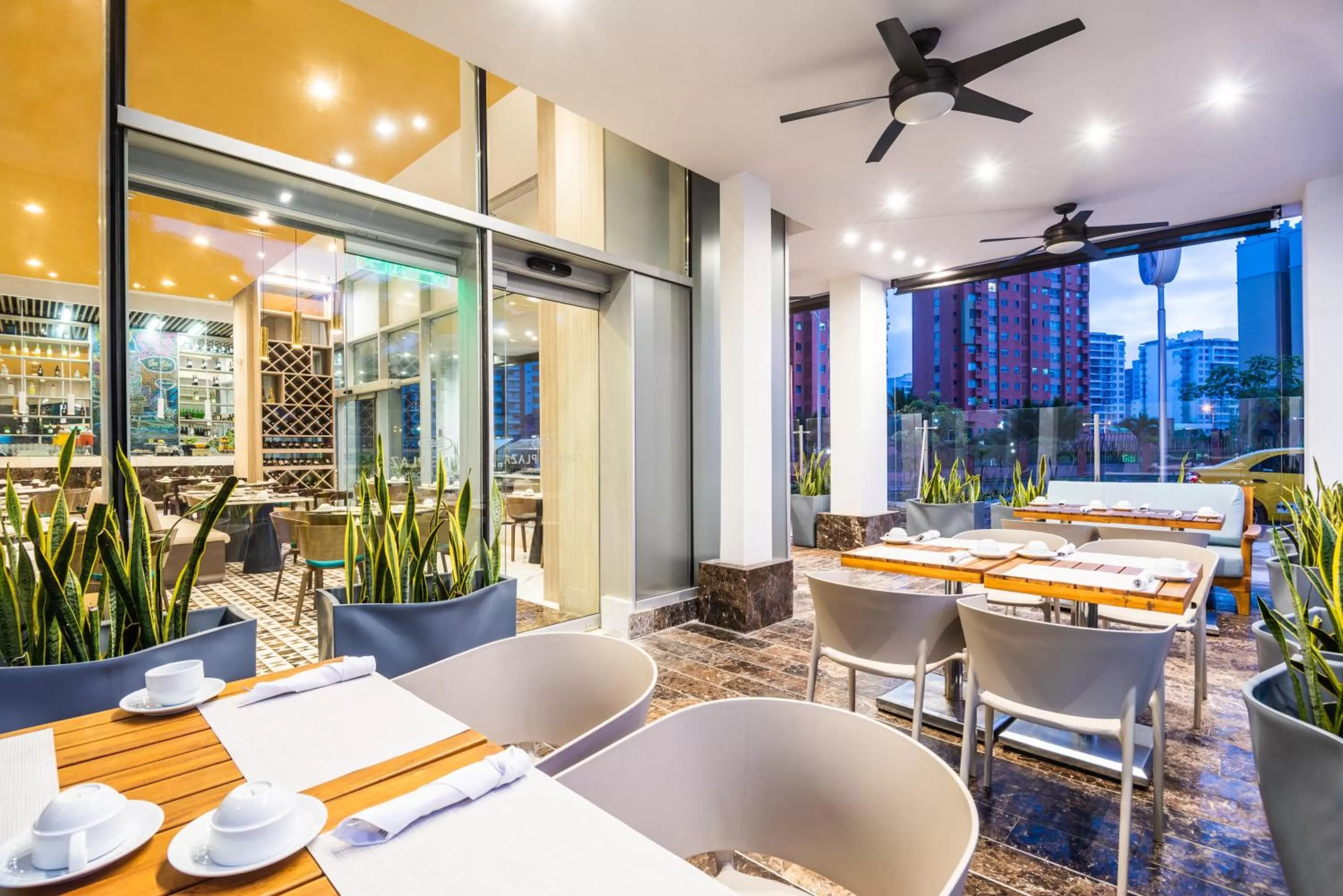 Breakfast in Crowne Plaza Barranquilla by IHG