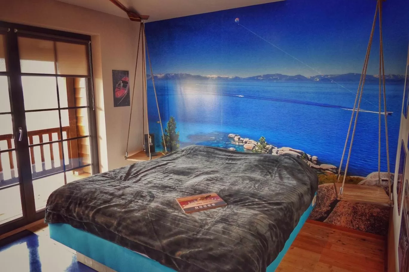 Bedroom, Bed in Road Stop Mettmann