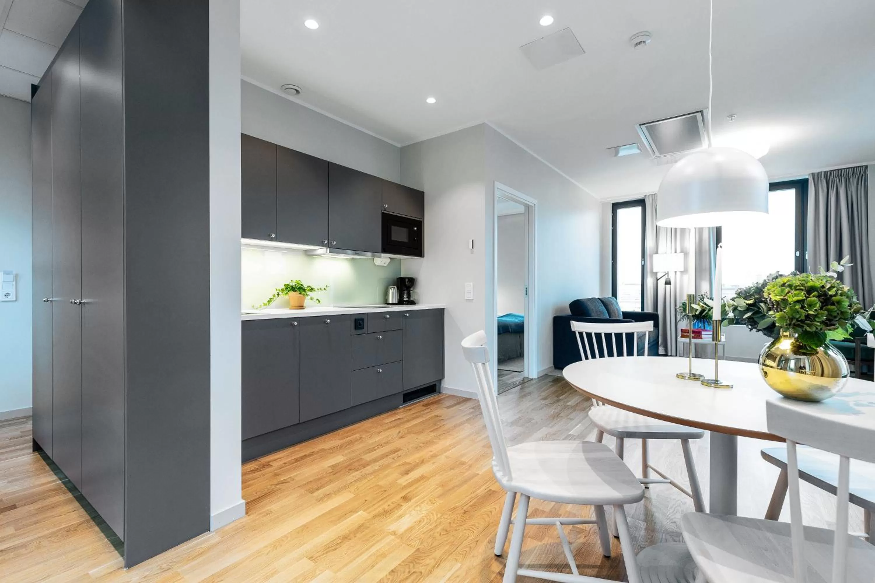 Kitchen or kitchenette in Biz Apartment Bromma