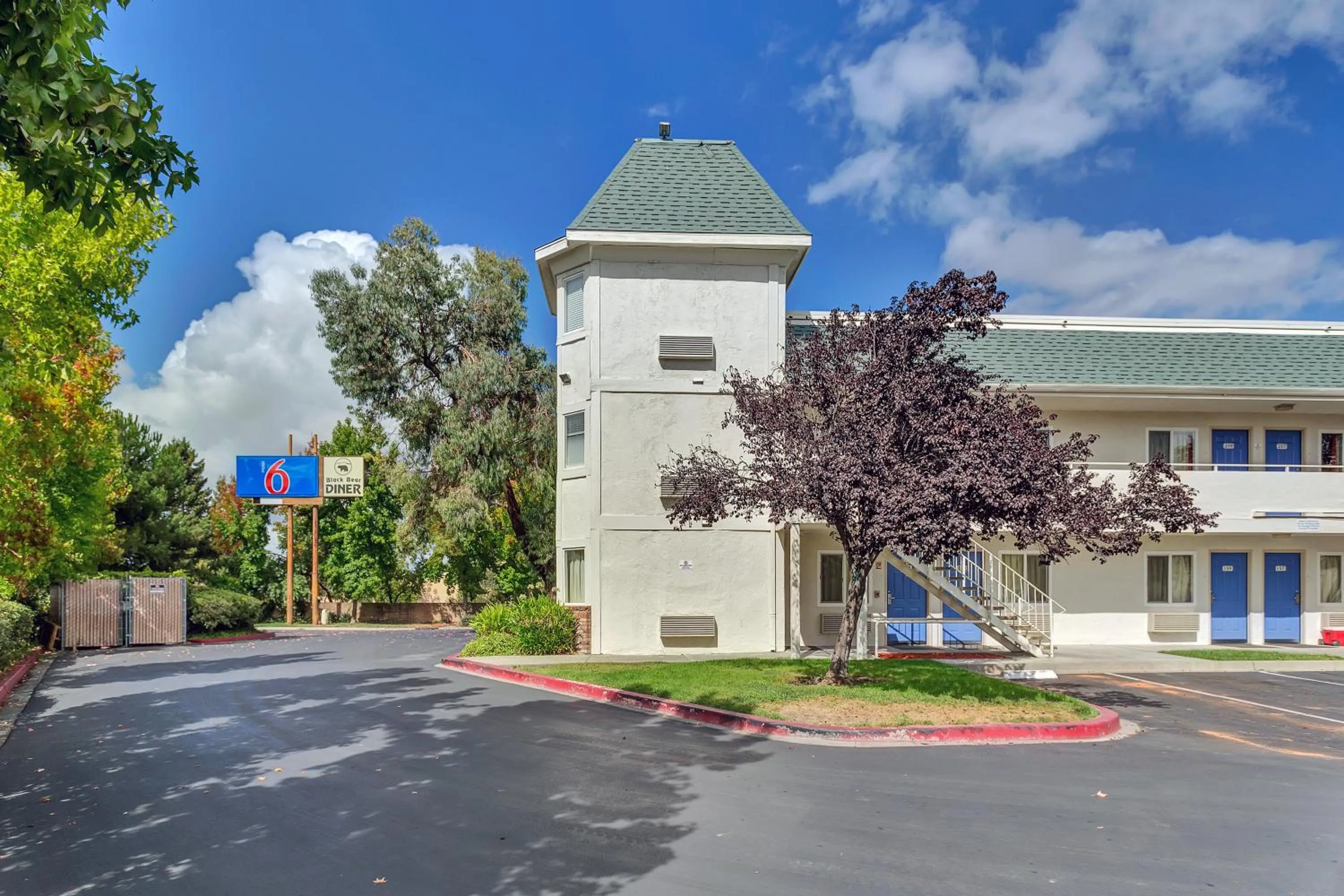 Facade/entrance in Motel 6-Rohnert Park, CA
