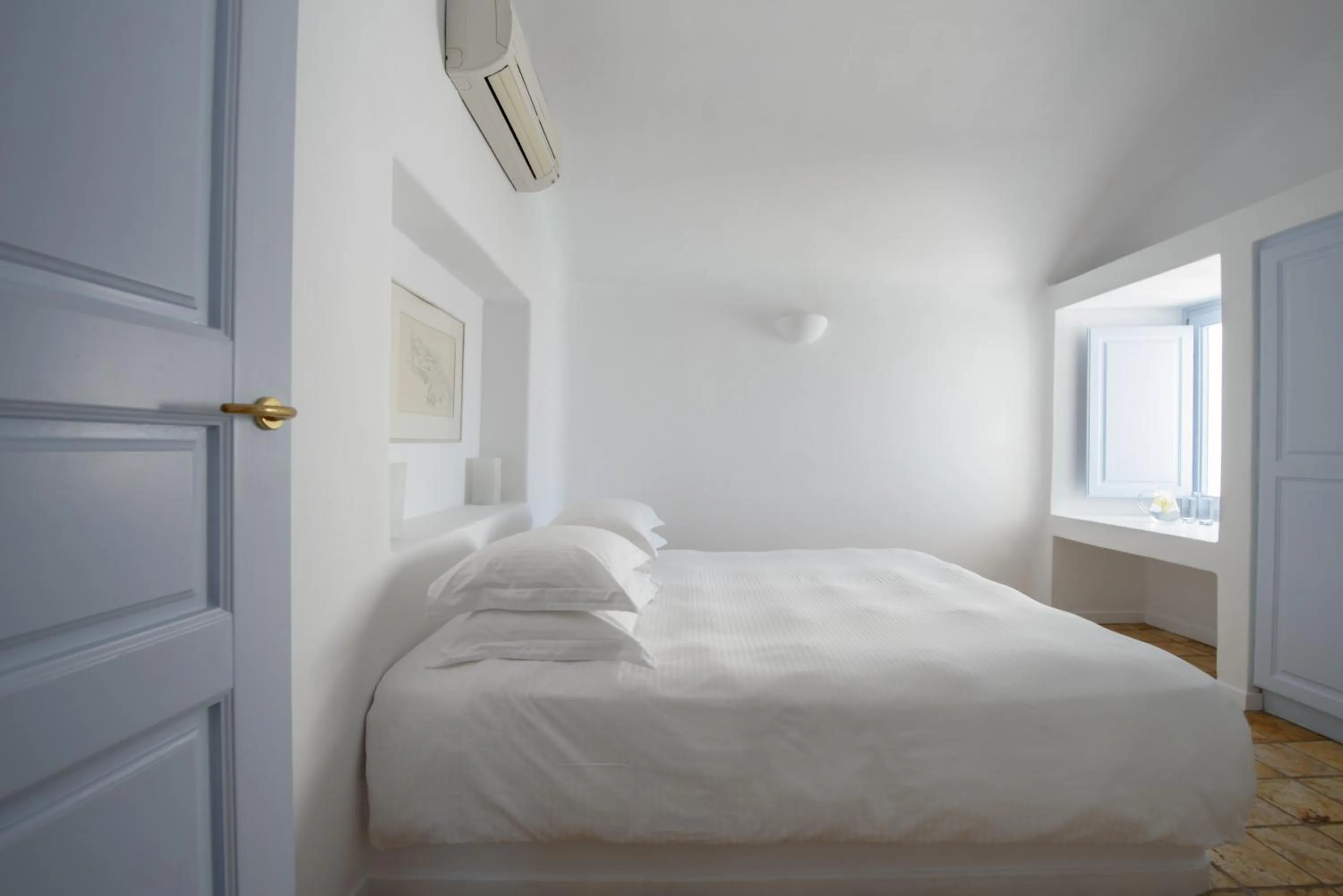 Bed in Aria Suites & Villas