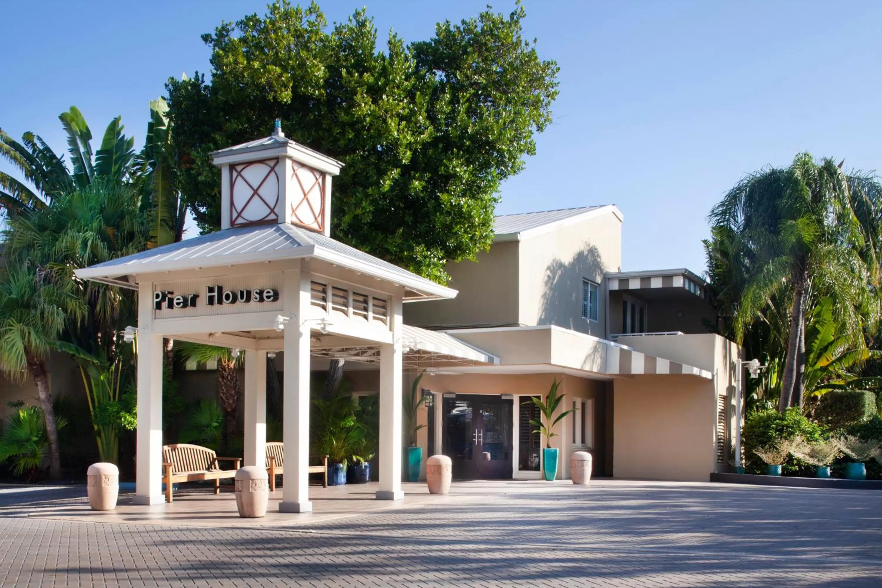 Property building in Pier House Resort & Spa