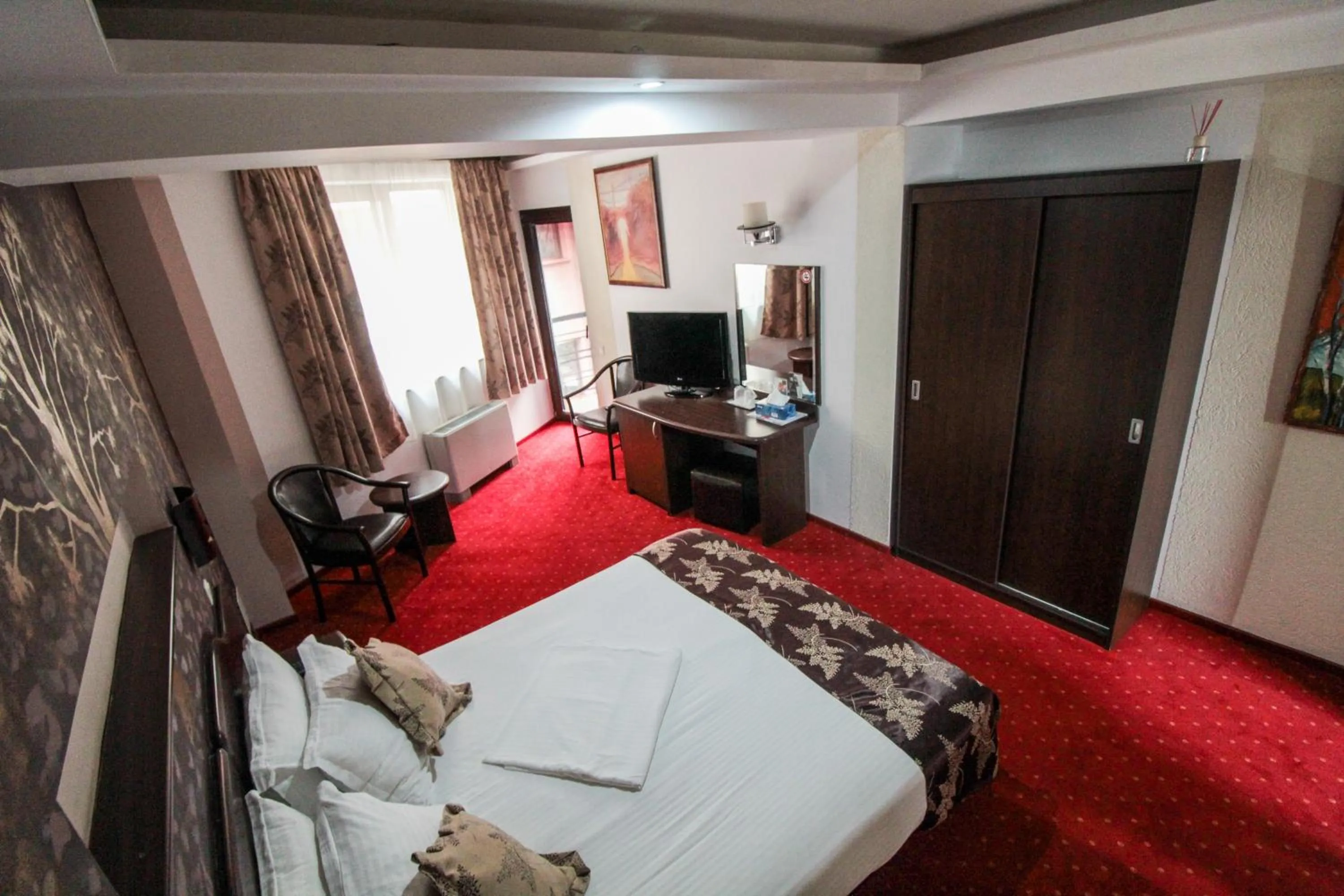 Photo of the whole room, Bed in Hotel Razvan