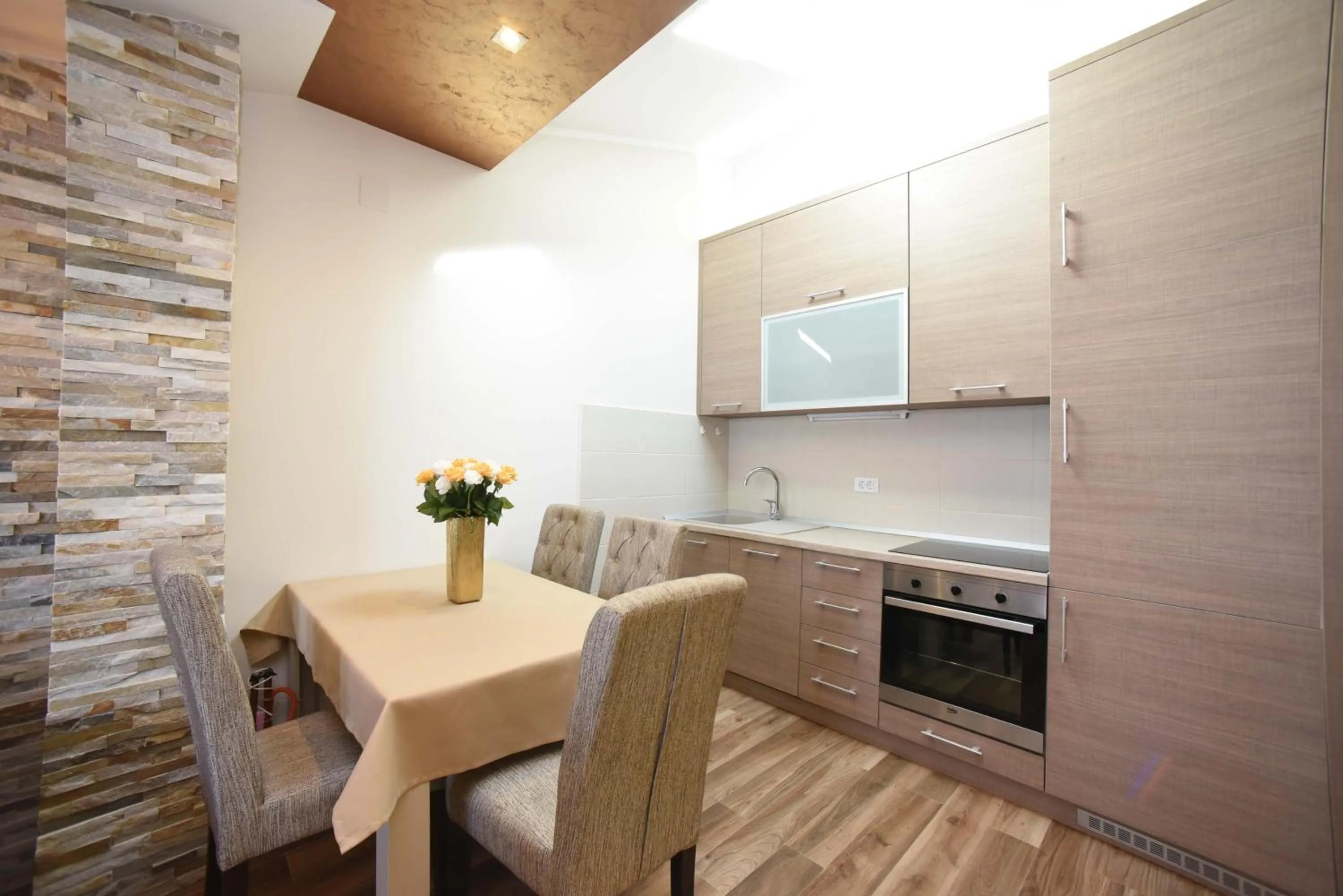 Day in D&D Apartments