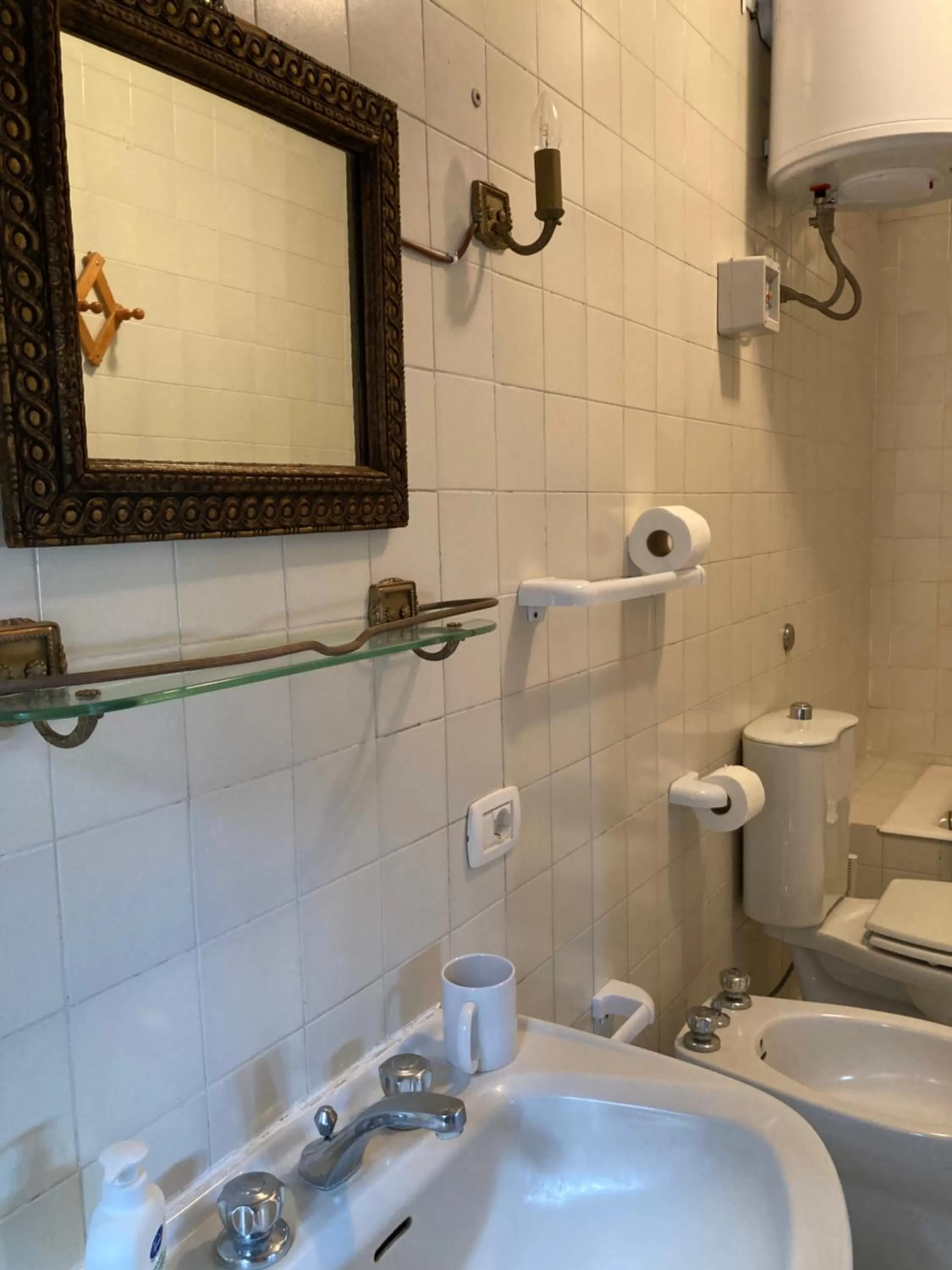 Bathroom in Aci Brezza di Mare