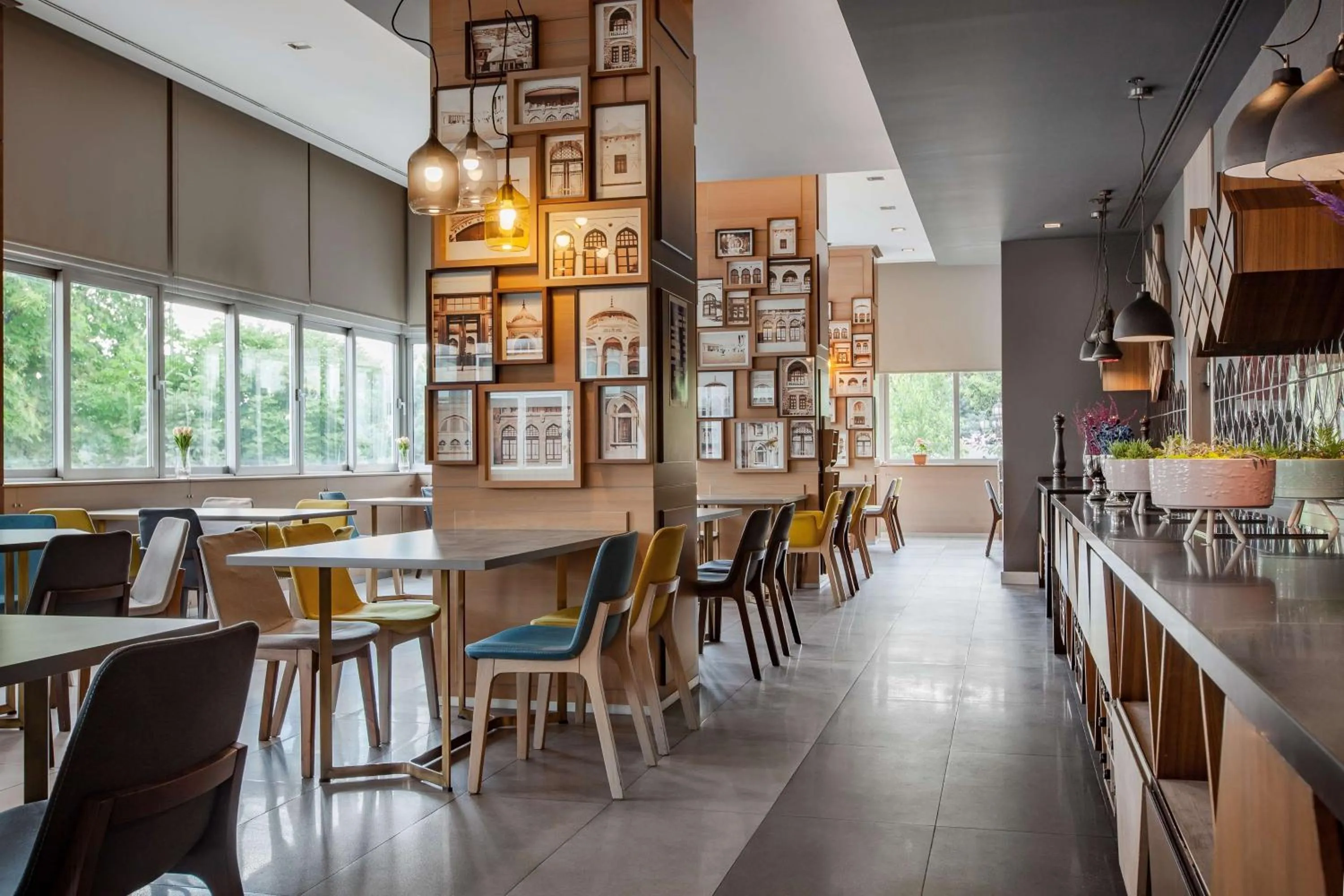 Restaurant/places to eat in Radisson Blu Ankara