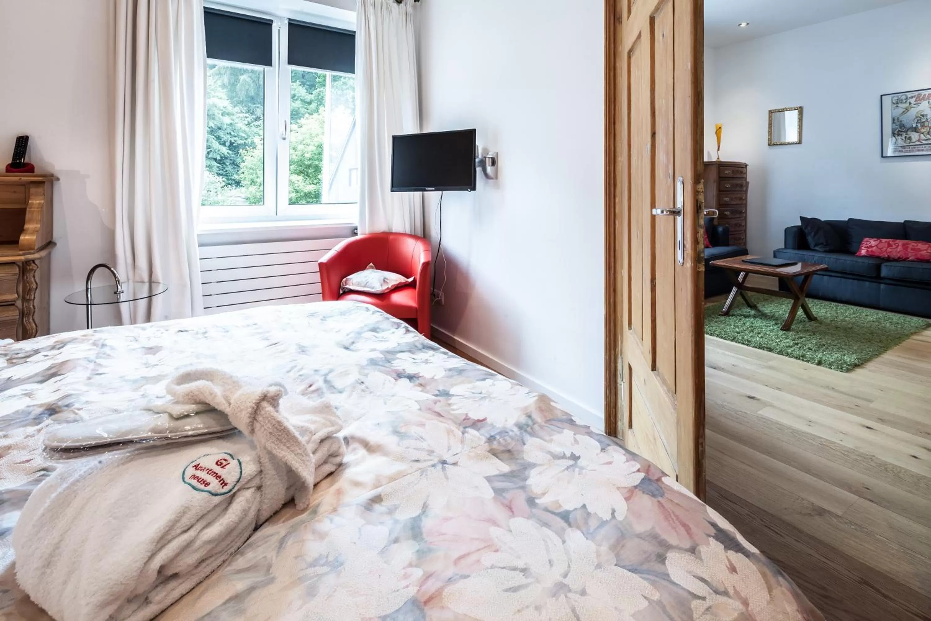 Bedroom, Bed in GL Suites