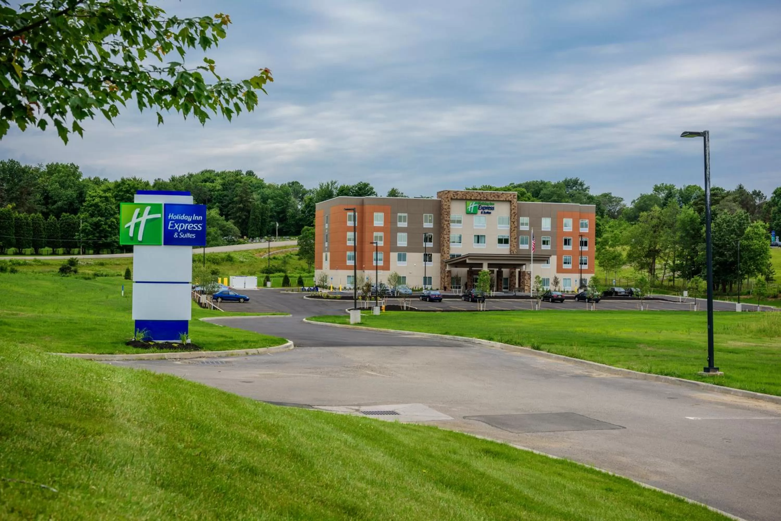 Property building in Holiday Inn Express & Suites Jamestown by IHG