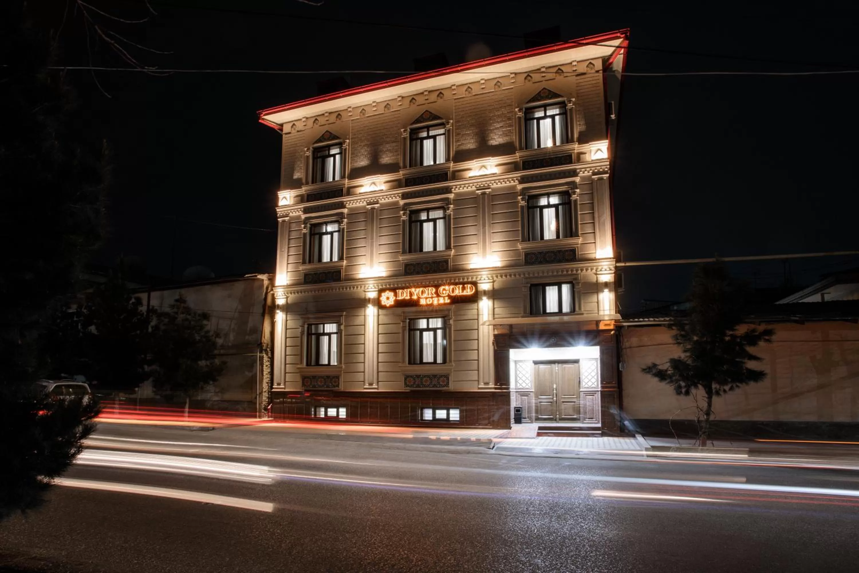 Property building in HOTEL Diyor Gold