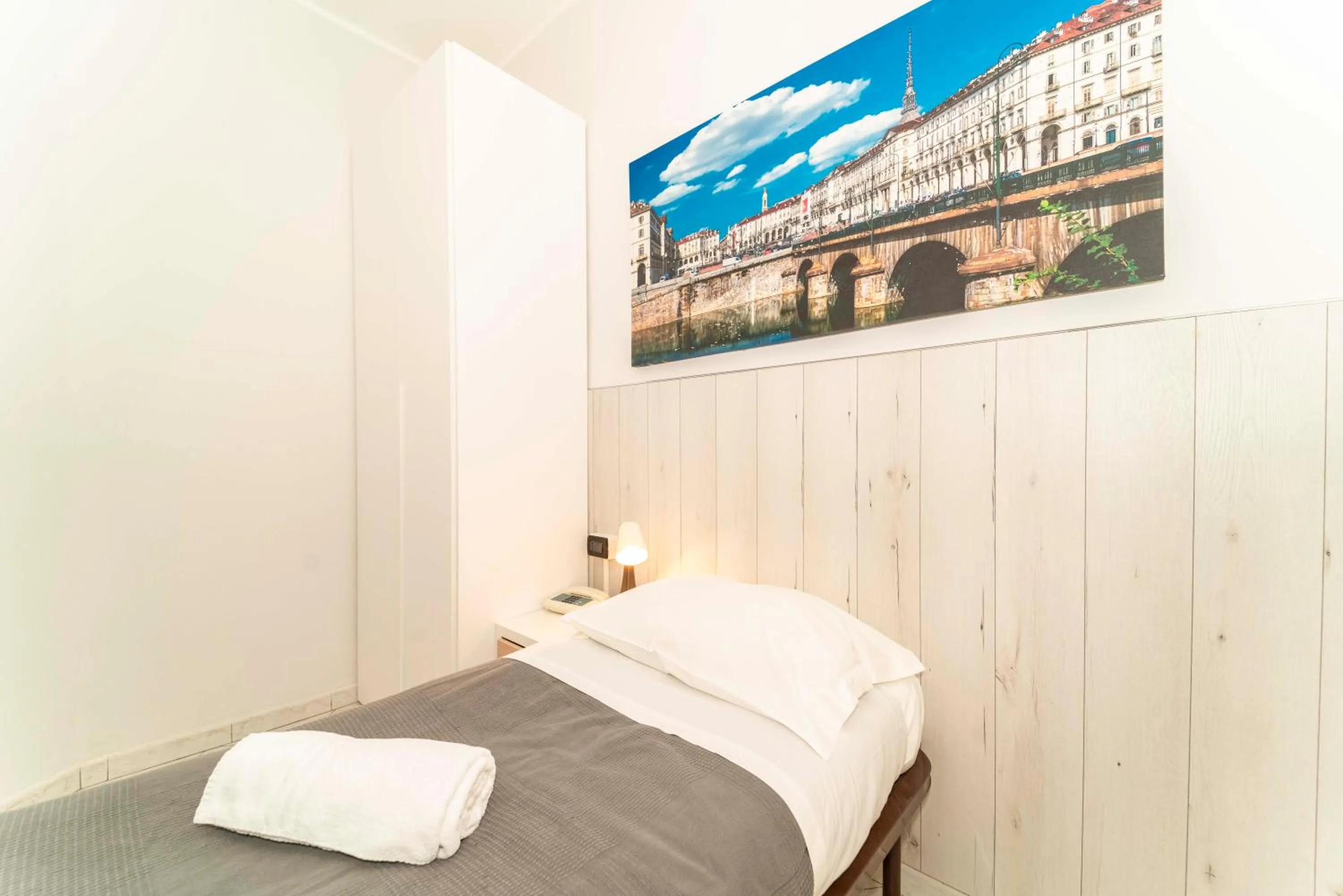 Bed in Hotel Cristallo Torino