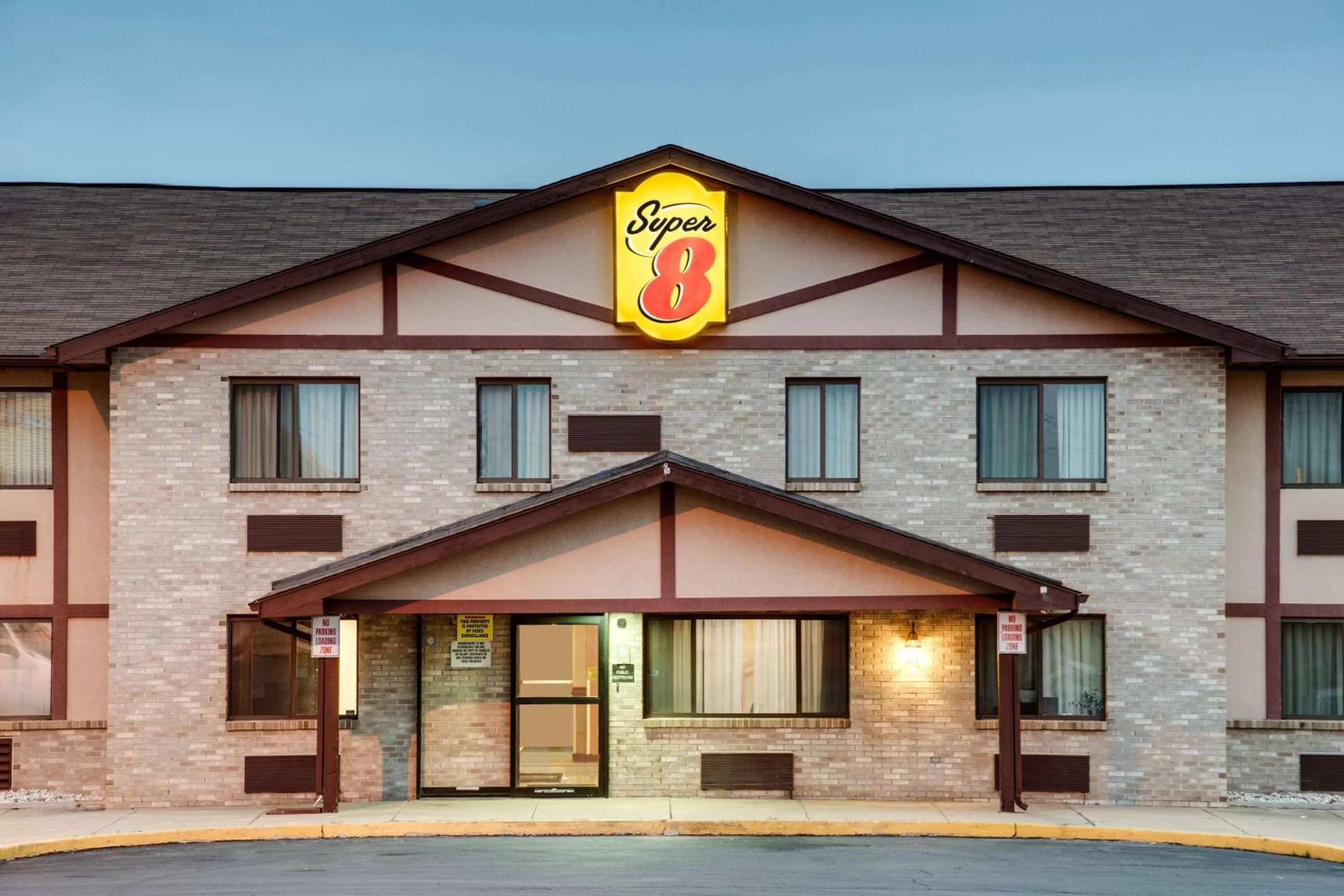 Property building in Super 8 by Wyndham Allentown Kutztown Area