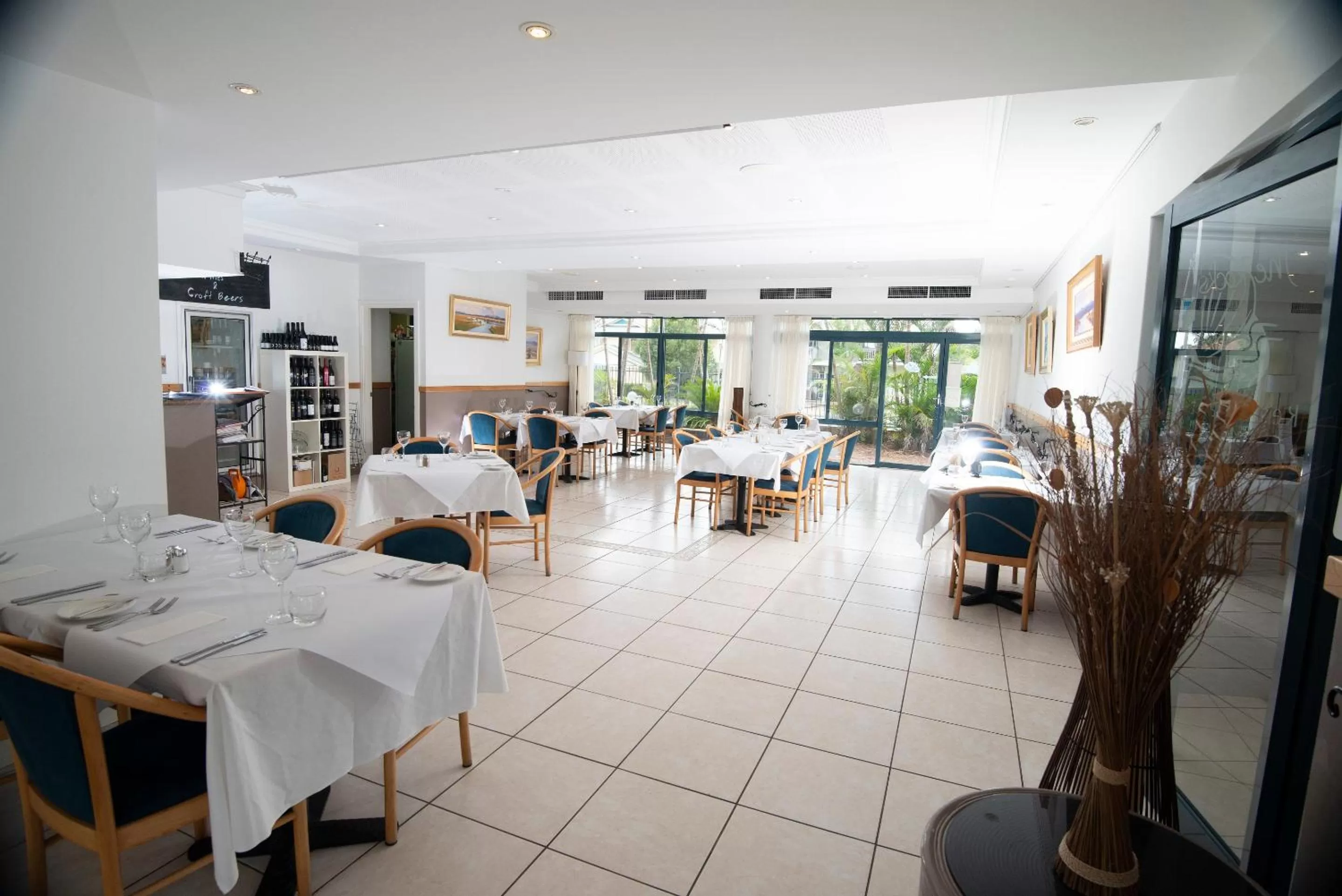 Restaurant/places to eat in Rockpool Motor Inn